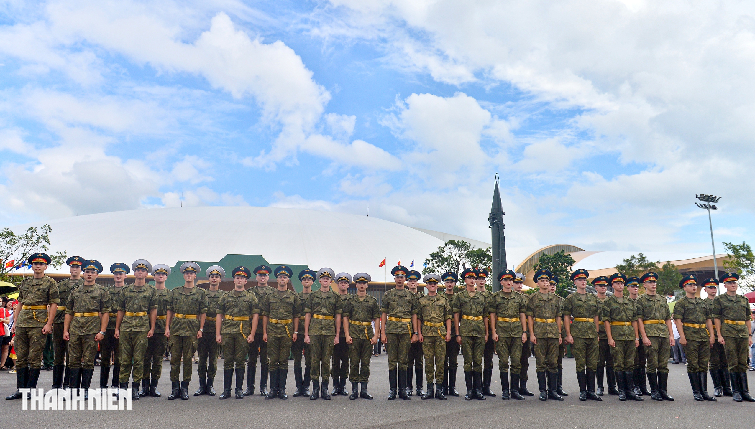 Quân đội Nga, Lào và Campuchia thăm khí tài hiện đại của quân đội Việt Nam- Ảnh 4. Quân đội Nga, Lào và Campuchia thăm khí tài hiện đại của quân đội Việt Nam- Ảnh 4.