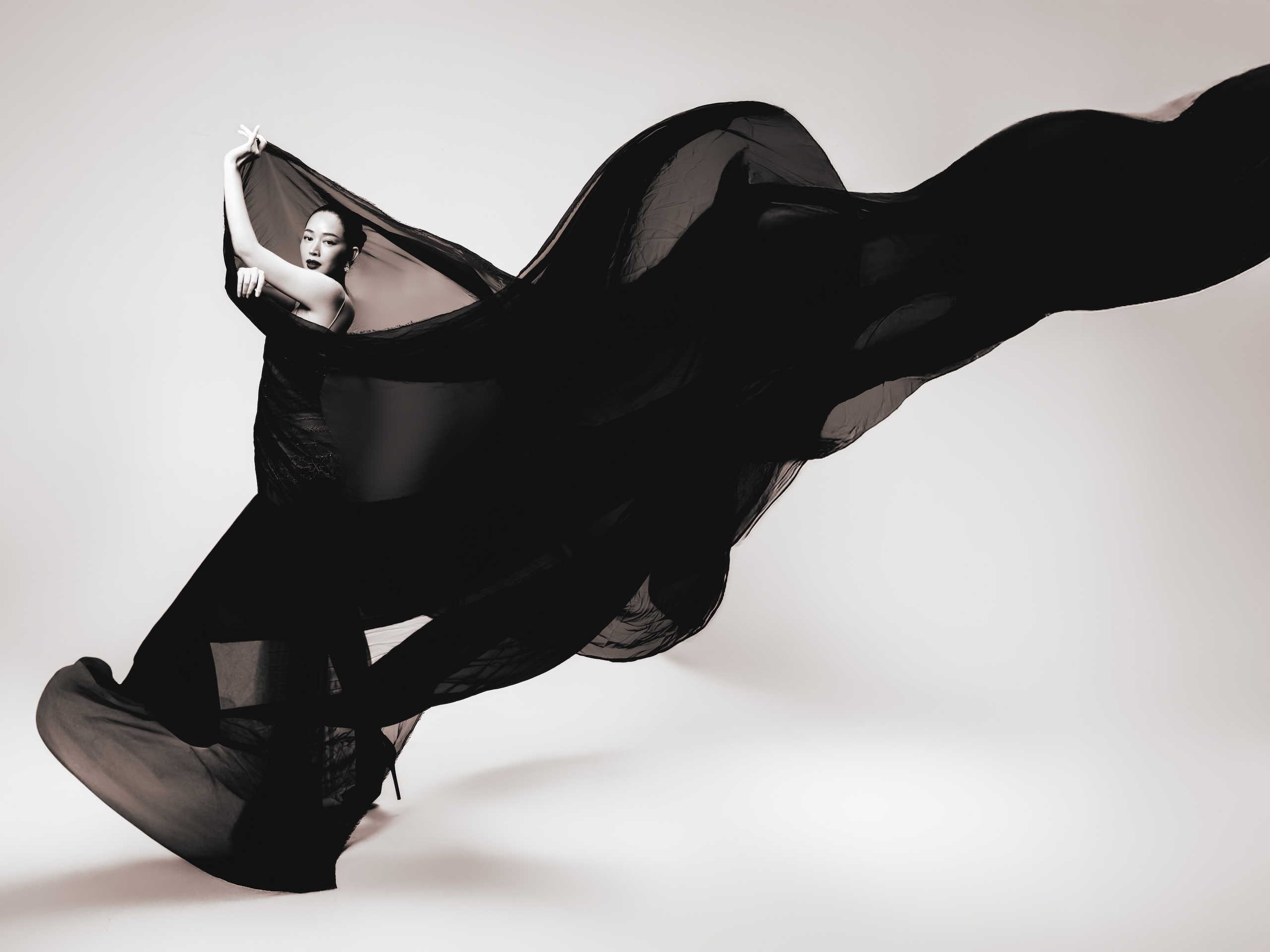 Nhan sắc 'con dâu hụt' của Hồng Đào trên màn ảnh rộng- Ảnh 5.