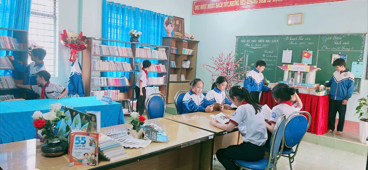 'Biệt đội chim Kơtia'... tiết kiệm điện - Ảnh 3.