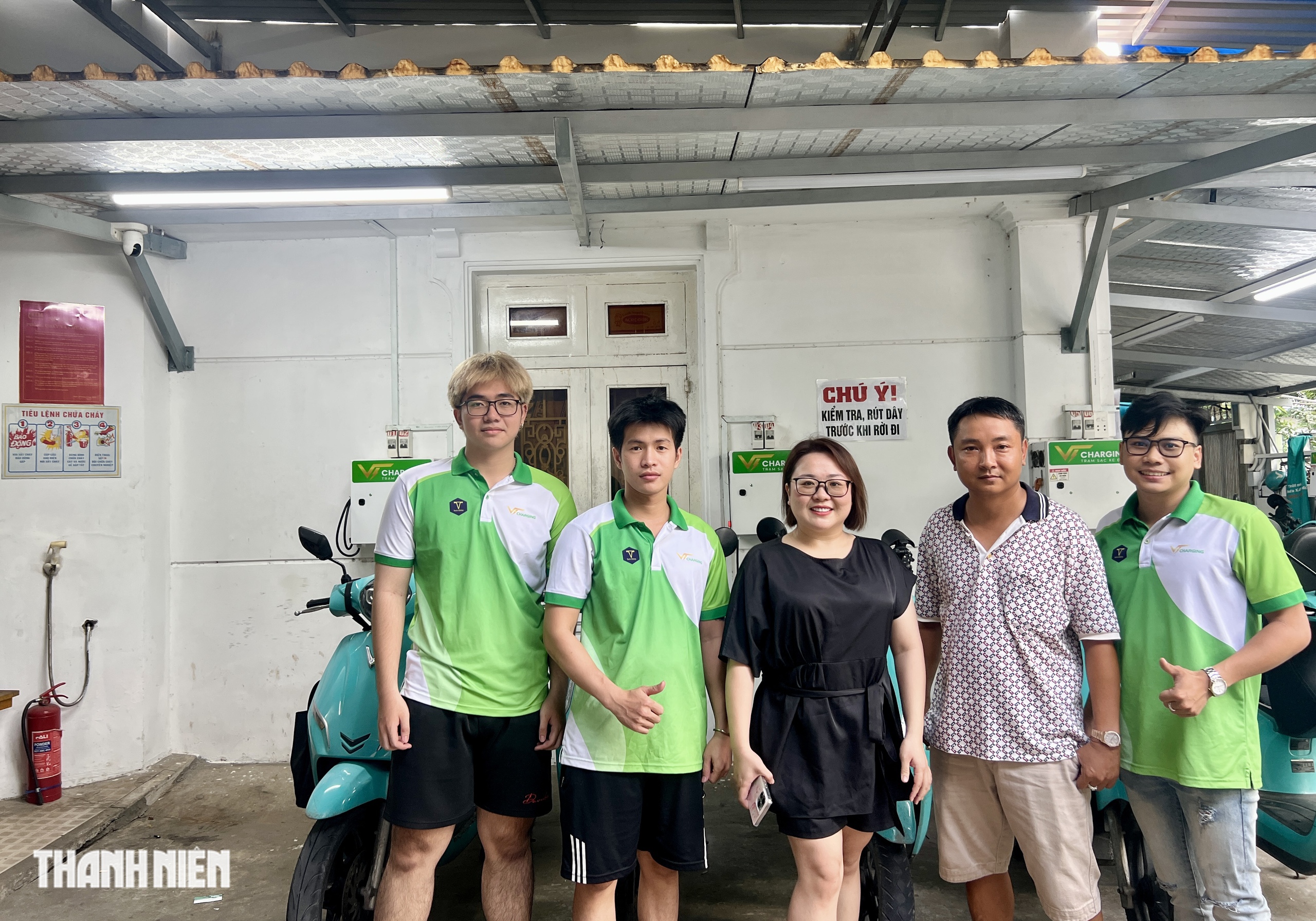Bên trong trạm sạc xe điện ở TP.HCM PCCC như thế nào?  - Ảnh 12.