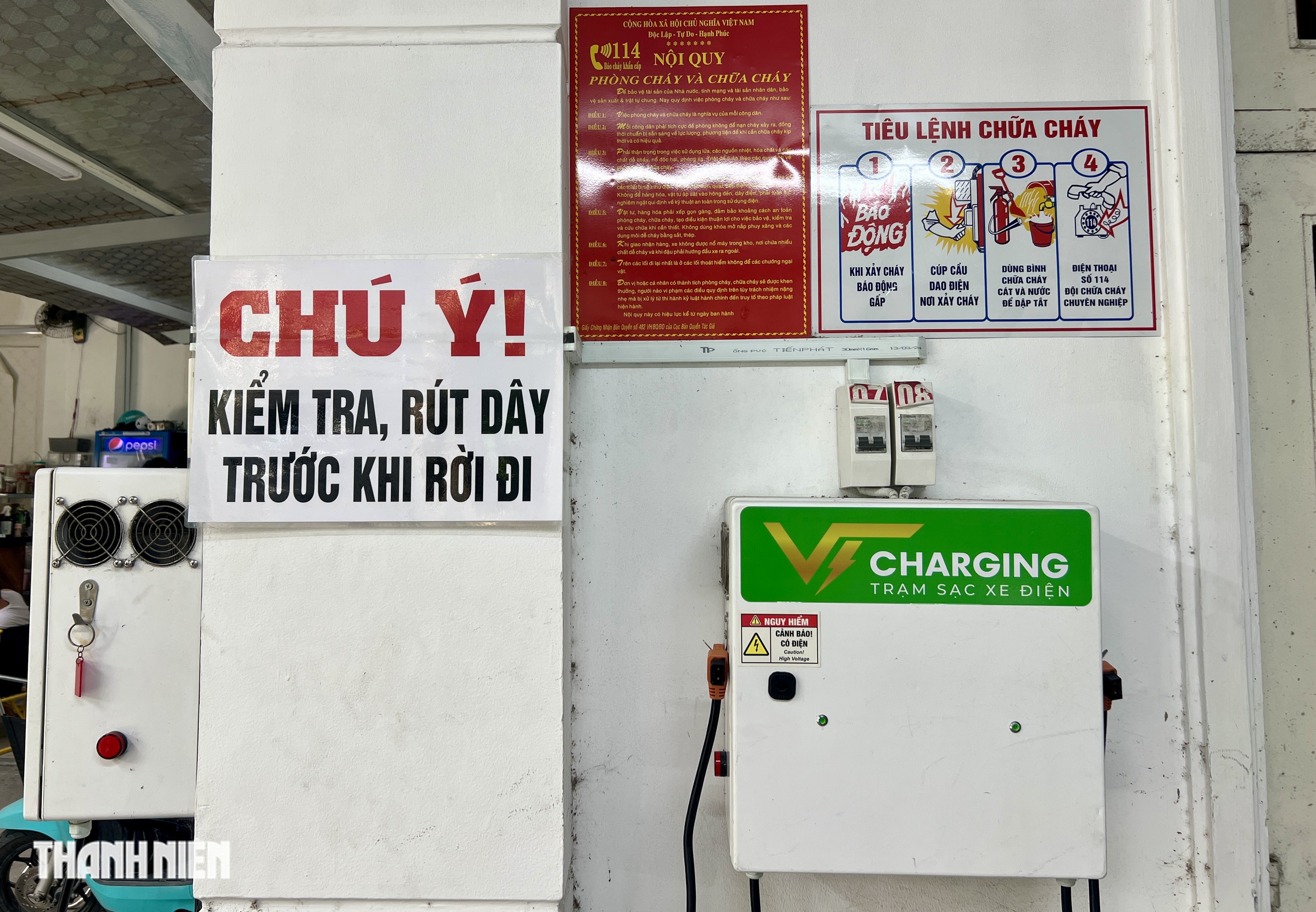 Bên trong trạm sạc xe điện ở TP.HCM PCCC như thế nào?  - Ảnh 3.