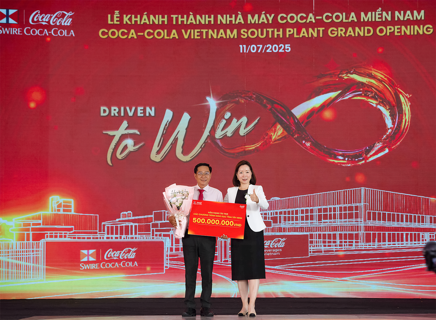 Coca-Cola khánh thành nhà máy tại Tây Ninh: gắn kết doanh nghiệp FDI và địa phương - Ảnh 5. Coca-Cola khánh thành nhà máy tại Tây Ninh: gắn kết doanh nghiệp FDI và địa phương - Ảnh 5.