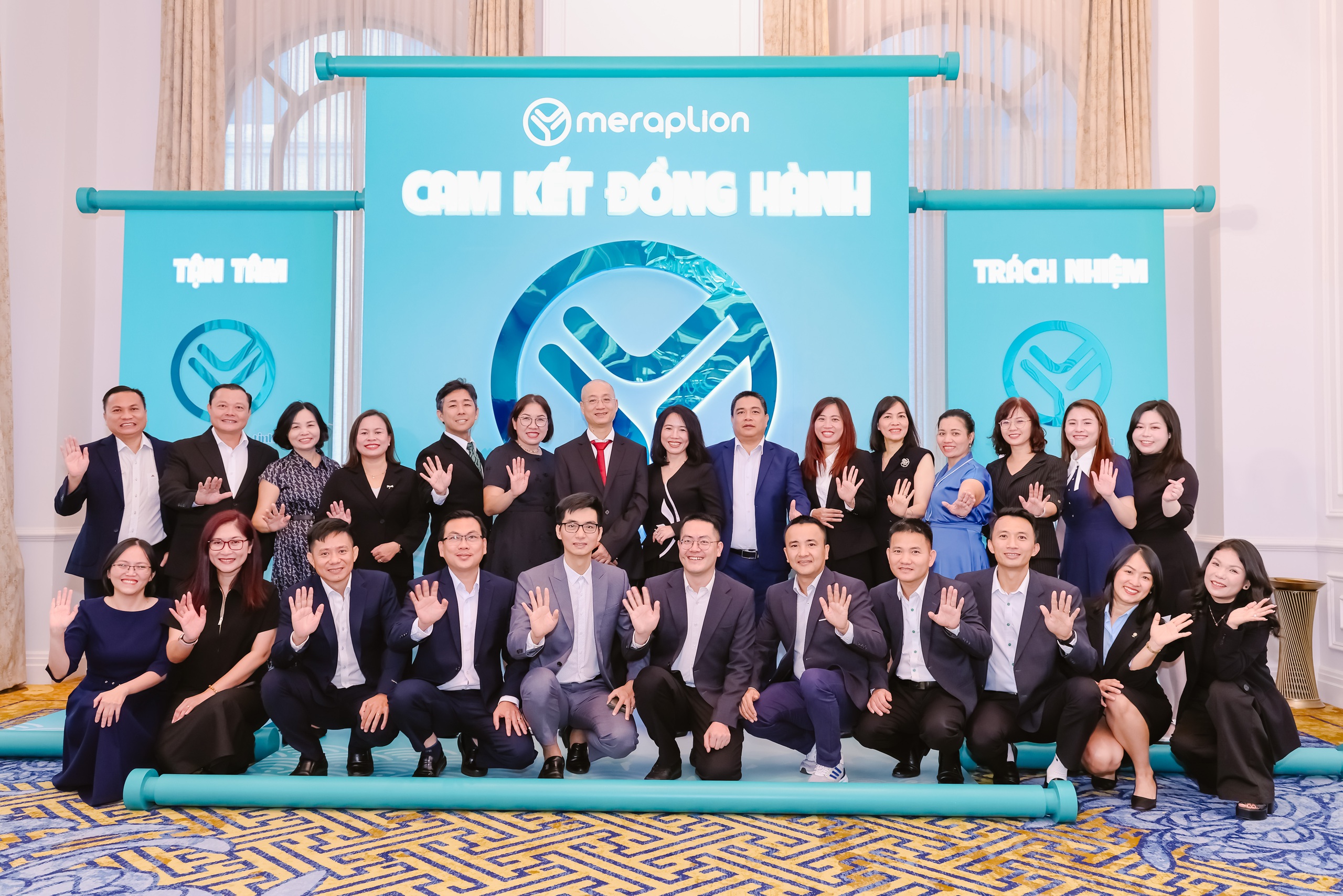 MERAPLION - ផ្លាស់ប្តូរដើម្បីបម្រើគ្រួសារវៀតណាមឱ្យកាន់តែប្រសើរ - រូបថត ៣. MERAPLION - Chuyển mình để phụng sự tốt hơn cho gia đình Việt- Ảnh 3.