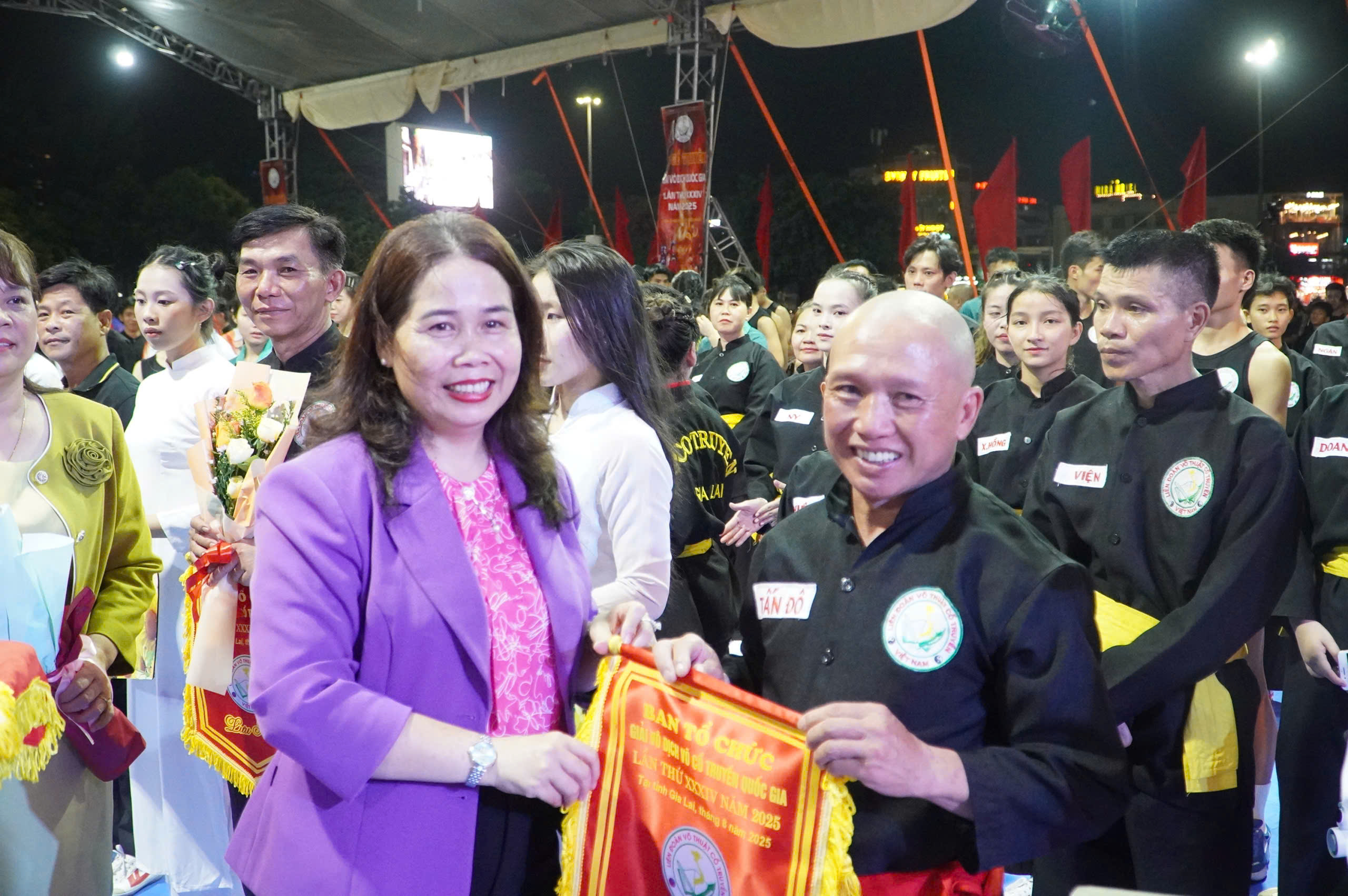 Hàng trăm VĐV tranh tài tại giải vô địch võ cổ truyền ở phố biển Gia Lai- Ảnh 3.