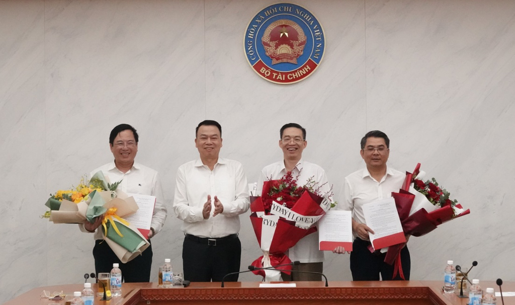 Bộ Tài chính bổ nhiệm người mới thay vụ trưởng tử vong tại cơ quan bộ - Ảnh 1.