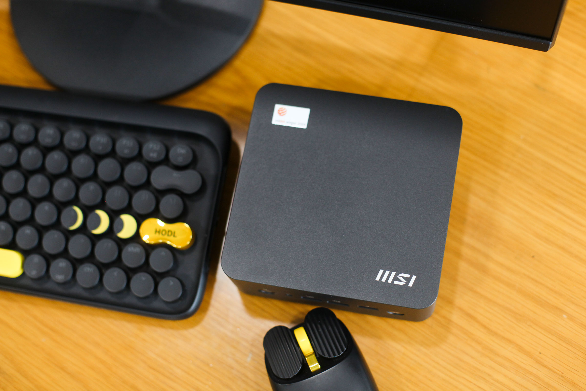 Trải nghiệm thực tế MSI Cubi NUC AI+ 2MG: Nhỏ gọn, mạnh mẽ với Copilot+ PC - Ảnh 6.
