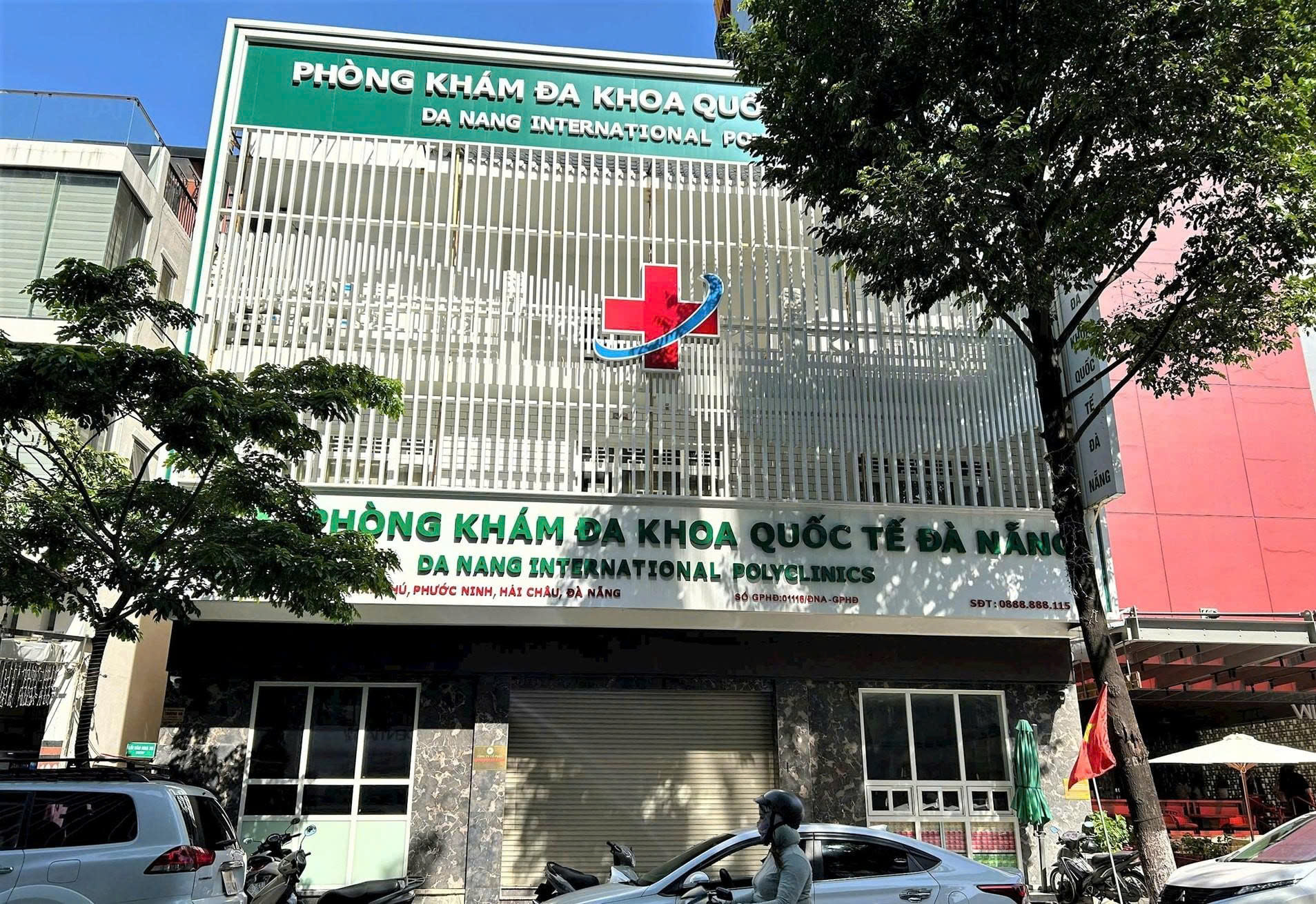Bác sĩ dỏm 'vẽ bệnh' dọa bệnh nhân để moi tiền: Xử phạt thêm loạt sai phạm- Ảnh 1. Bác sĩ dỏm 'vẽ bệnh' dọa bệnh nhân để moi tiền: Xử phạt thêm loạt sai phạm- Ảnh 1.