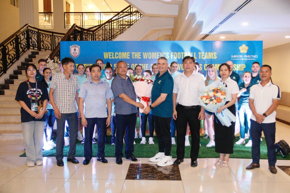 Nejsilnější kandidátka na mistrovský titul a „nejmladší“ ženského fotbalu přijíždí do Viet Tri - Foto 1. Ứng viên nặng ký nhất của chức vô địch và ‘em út’ của bóng đá nữ đến Việt Trì- Ảnh 1.