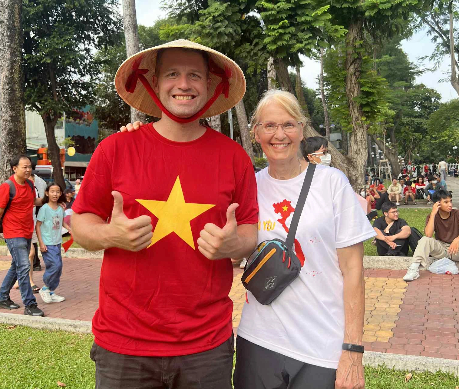Chuyện bác sĩ Luke rời nước Mỹ, 10 năm 'phiêu lưu' ở TP.HCM: Cái kết có hậu! - Ảnh 1.