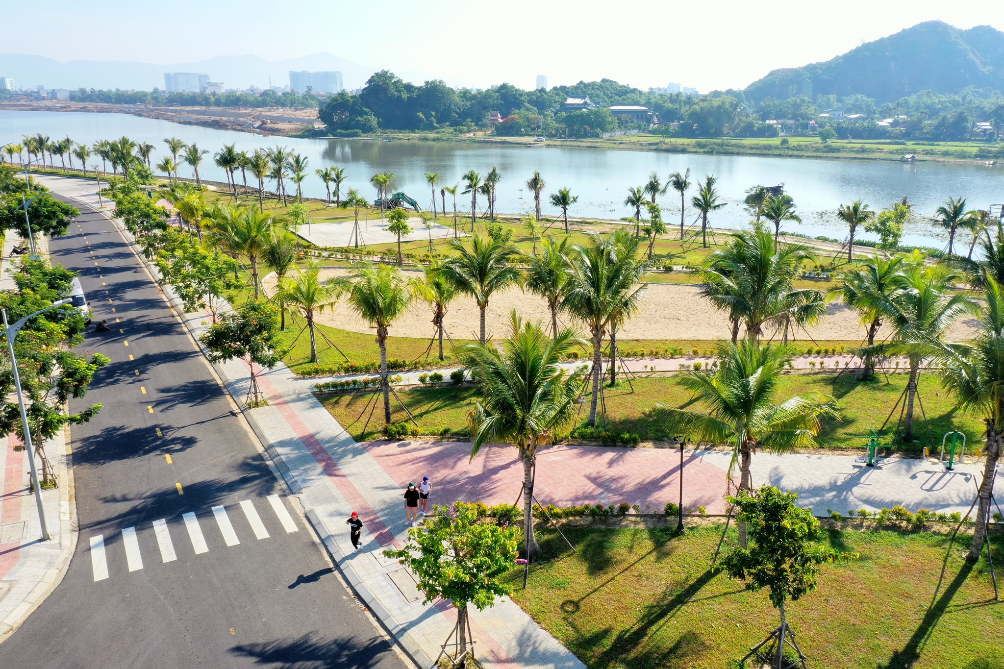 Đất nền Đà Nẵng sắp 'hóa vàng' nhờ những xung lực cực mạnh - Ảnh 5.