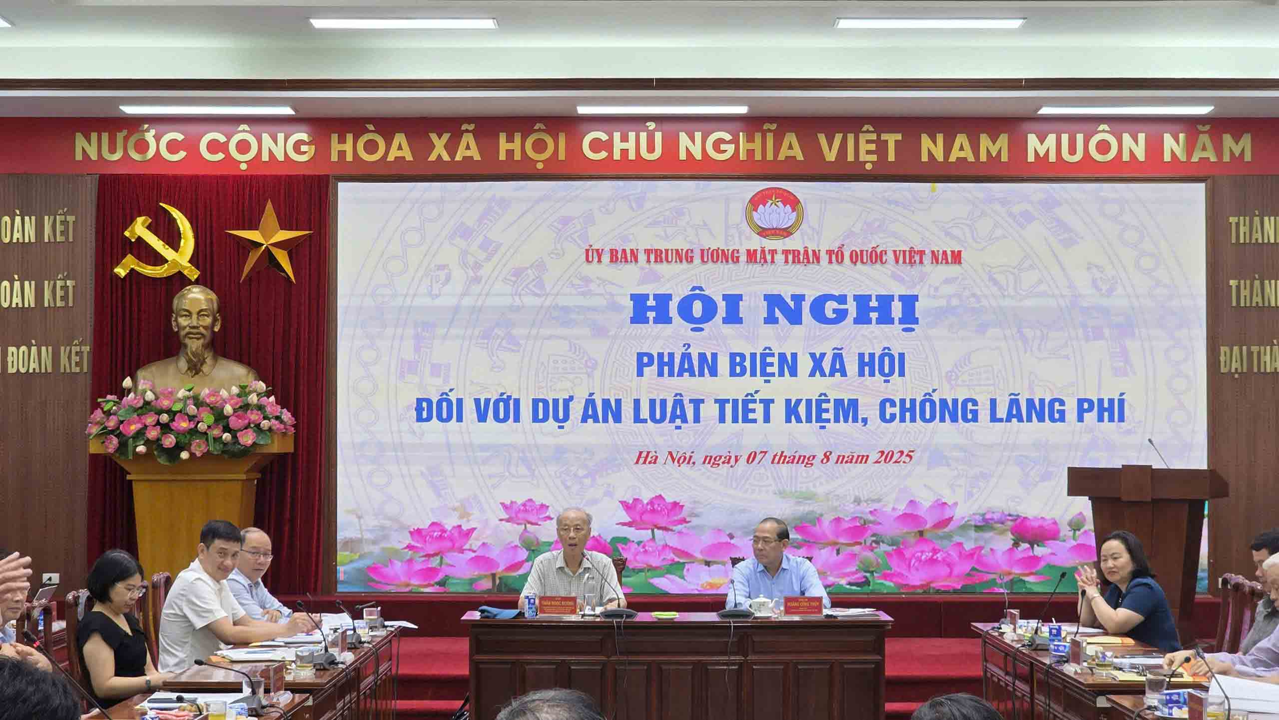 Chung dòng máu Lạc Hồng: Có cơ chế cụ thể để MTTQ giám sát chống lãng phí - Ảnh 1.