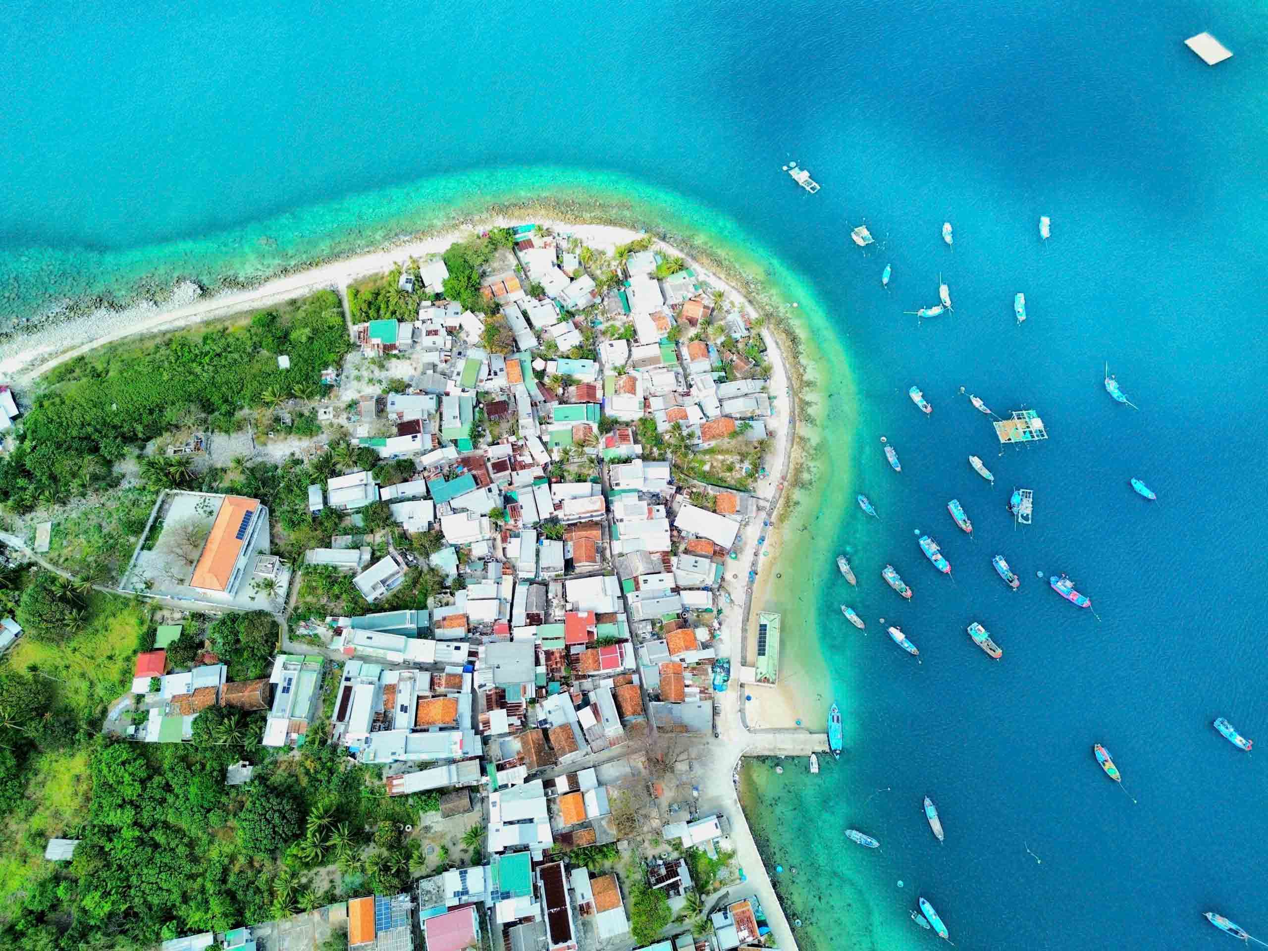 ເຂື່ອນ ບິກ - ພື້ນທີ່ສີຂຽວທີ່ສະຫງ່າງາມຢູ່ກາງອ່າວ ຍາຈາງ - ພາບ 5. Bích Đầm - miền xanh hoang sơ giữa vịnh Nha Trang- Ảnh 5.