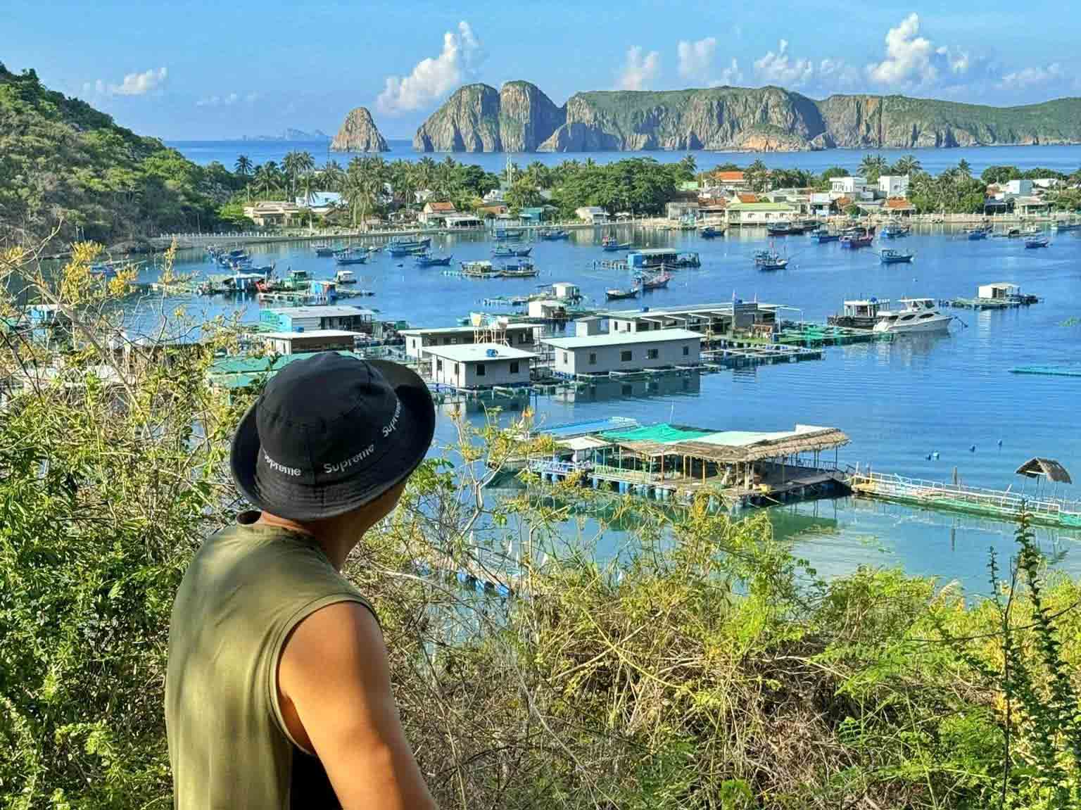 ເຂື່ອນ ບິກ - ພື້ນທີ່ສີຂຽວທີ່ງົດງາມຢູ່ກາງອ່າວ ຍາຈາງ - ພາບ 8. Bích Đầm - miền xanh hoang sơ giữa vịnh Nha Trang- Ảnh 8.