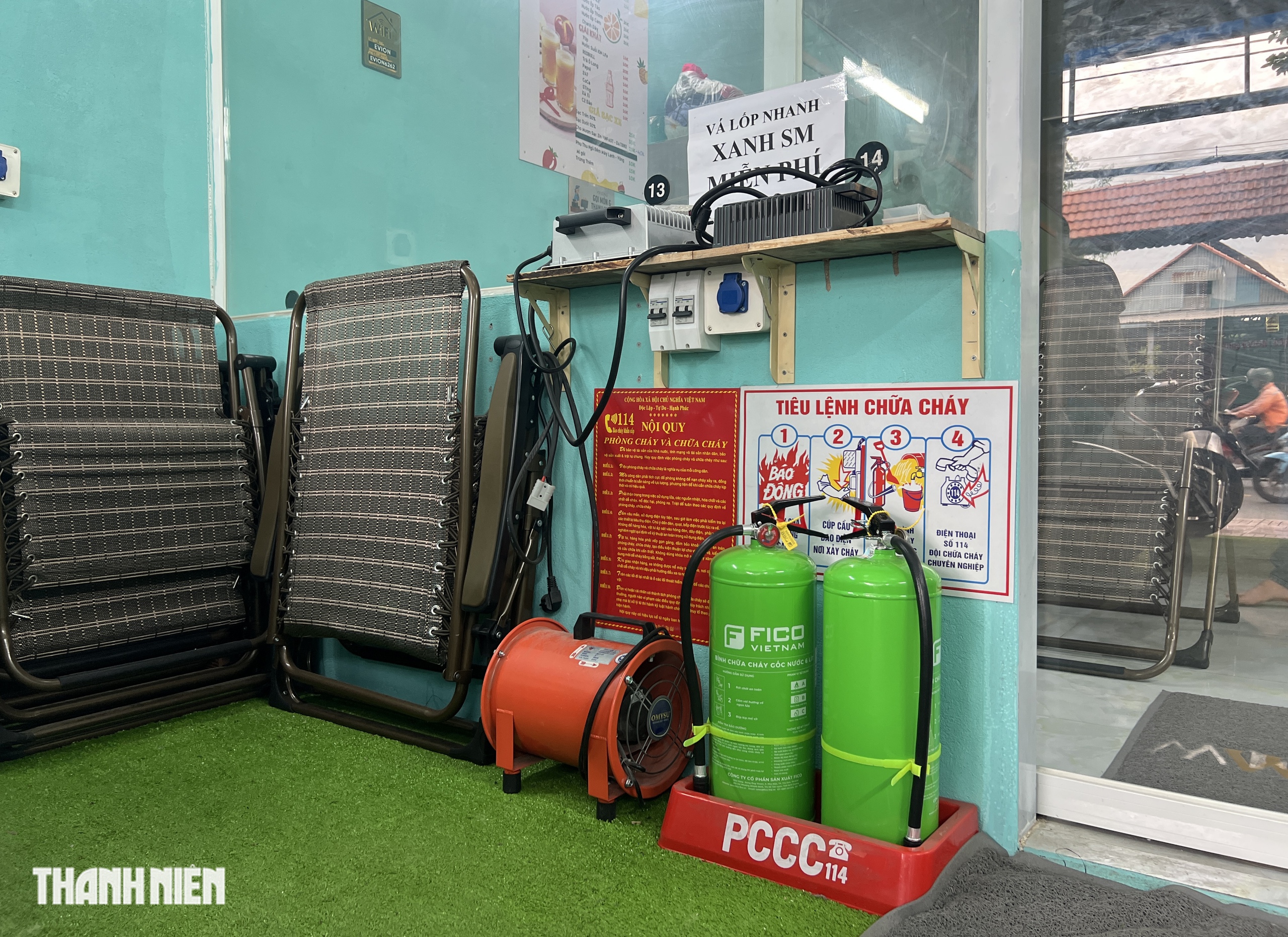 Bất ngờ lý do trạm sạc xe điện có máy lạnh, lọc không khí và sân bóng - Ảnh 7.