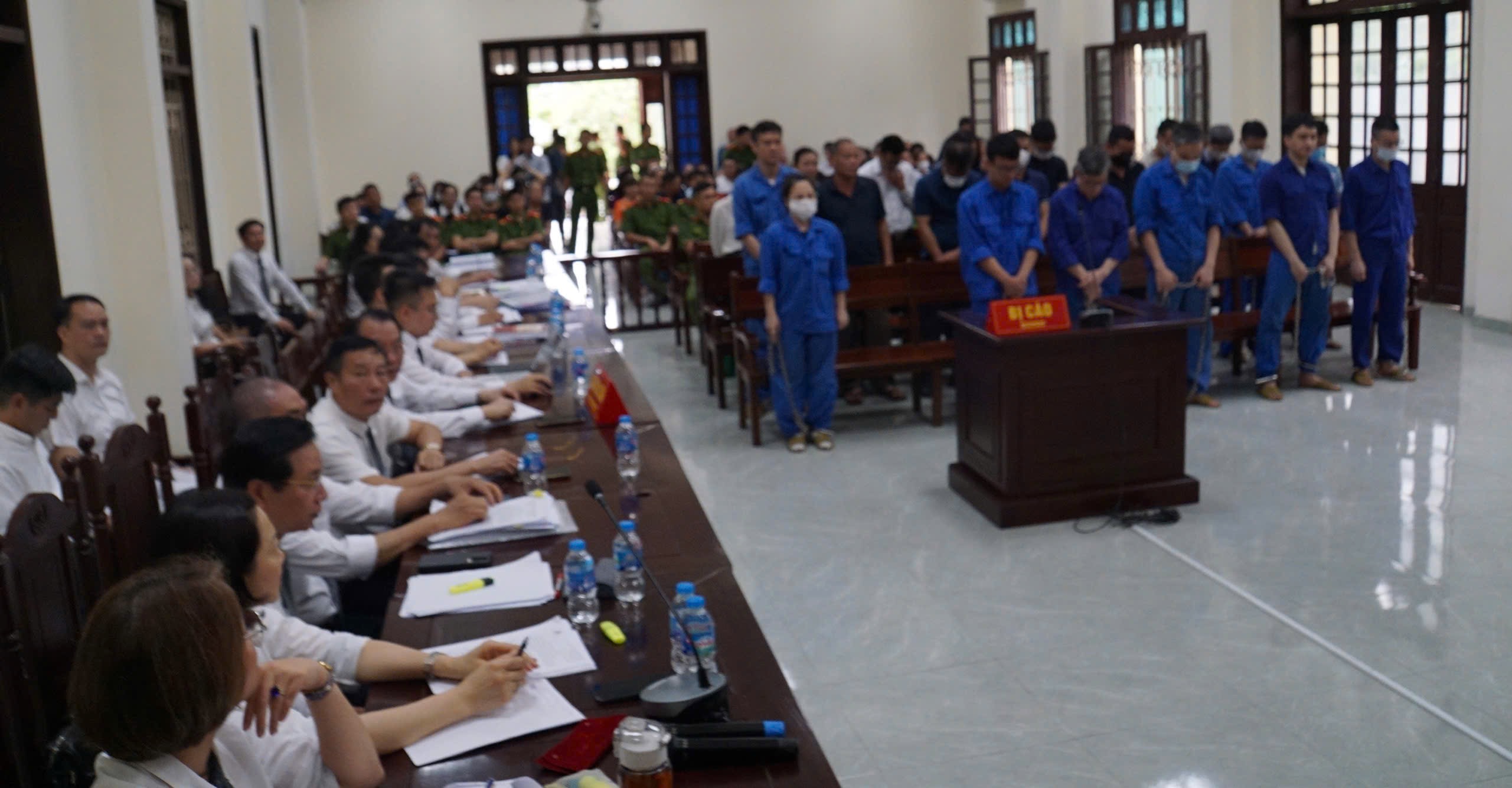 Hải Phòng: Điều tra bổ sung hành vi nhận hối lộ của cựu Chi cục trưởng Hải quan Cảng 2- Ảnh 2.