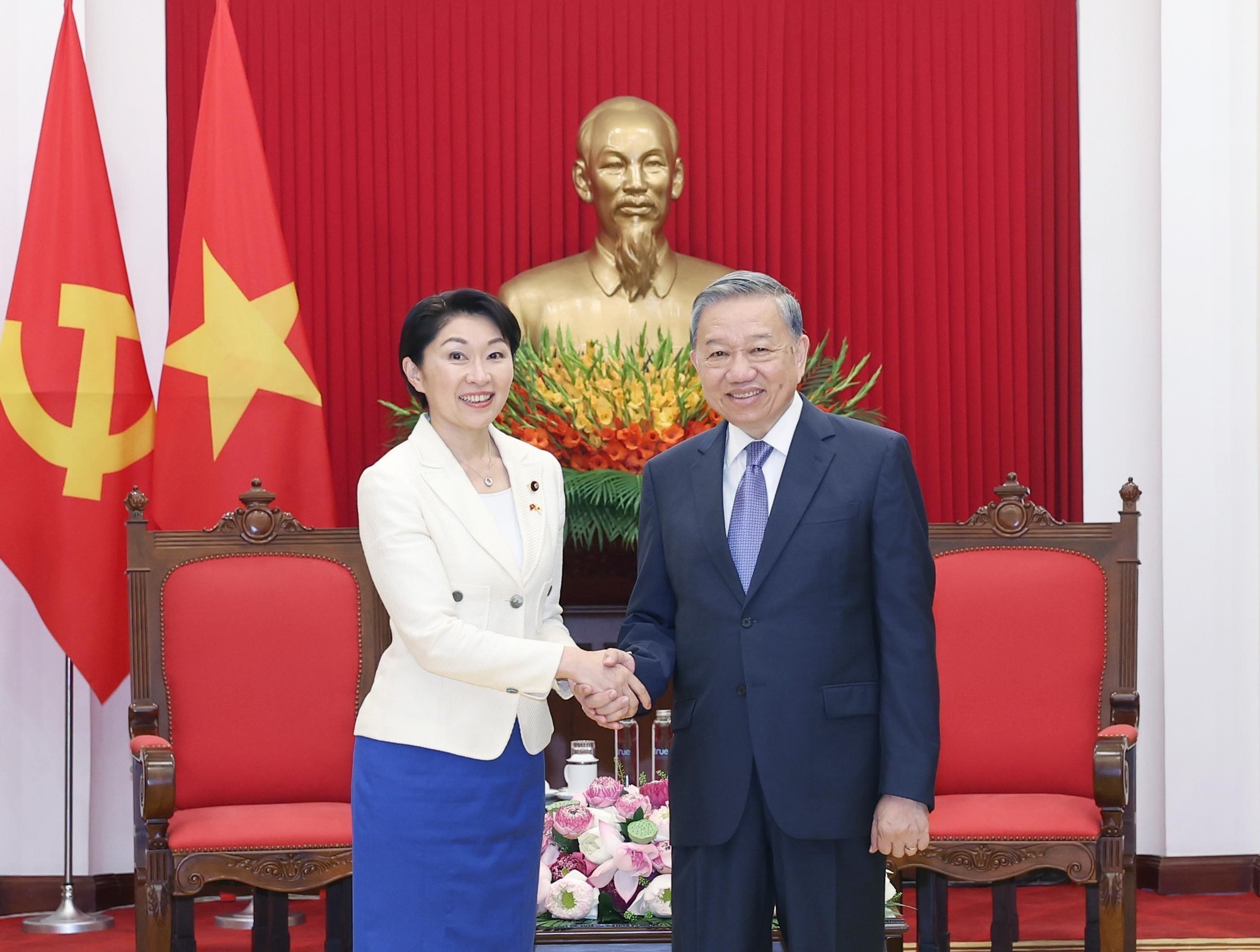 Nhật Bản ủng hộ Việt Nam trong công cuộc đổi mới và hợp tác toàn diện - Ảnh 1.