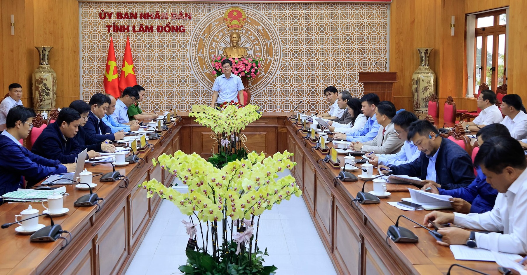 Đẩy nhanh xây dựng 2 bãi xe để giảm ùn tắc giao thông tại Đà Lạt - Ảnh 1.