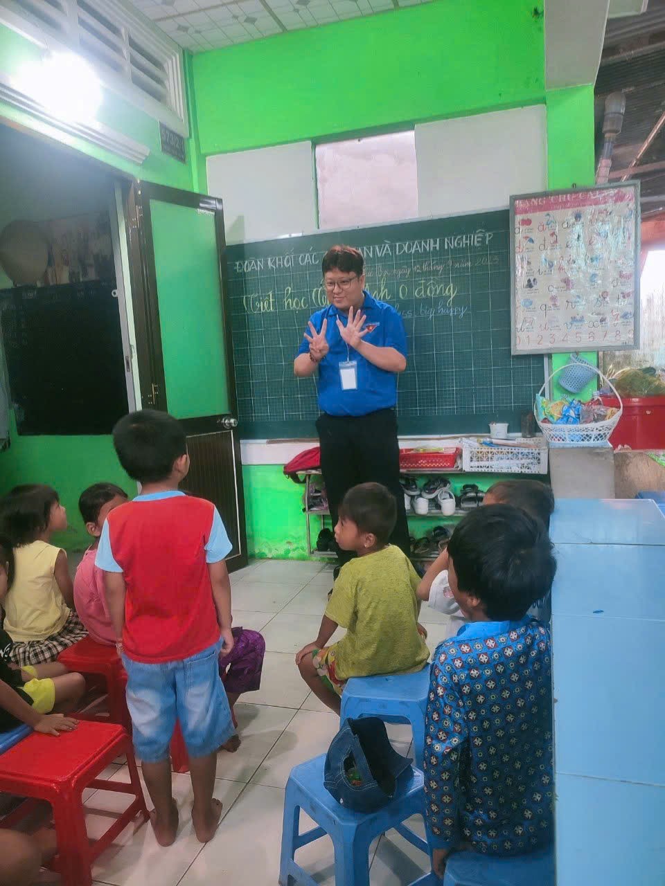 Cho đi yêu thương - nhận lại nụ cười - Ảnh 5.