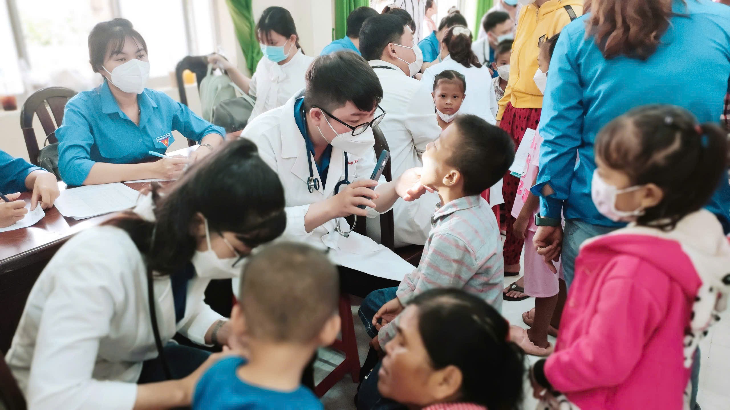 Cho đi yêu thương - nhận lại nụ cười - Ảnh 3.