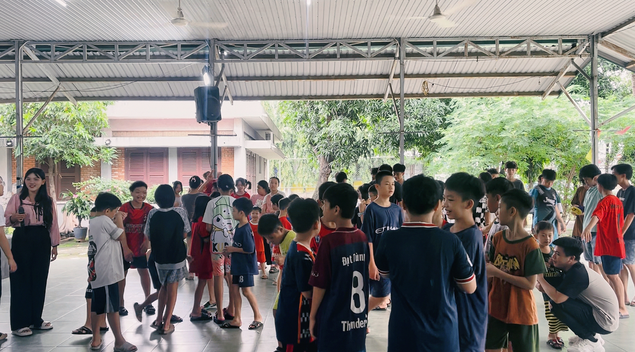 Lớp học cầu vồng - Ảnh 4.