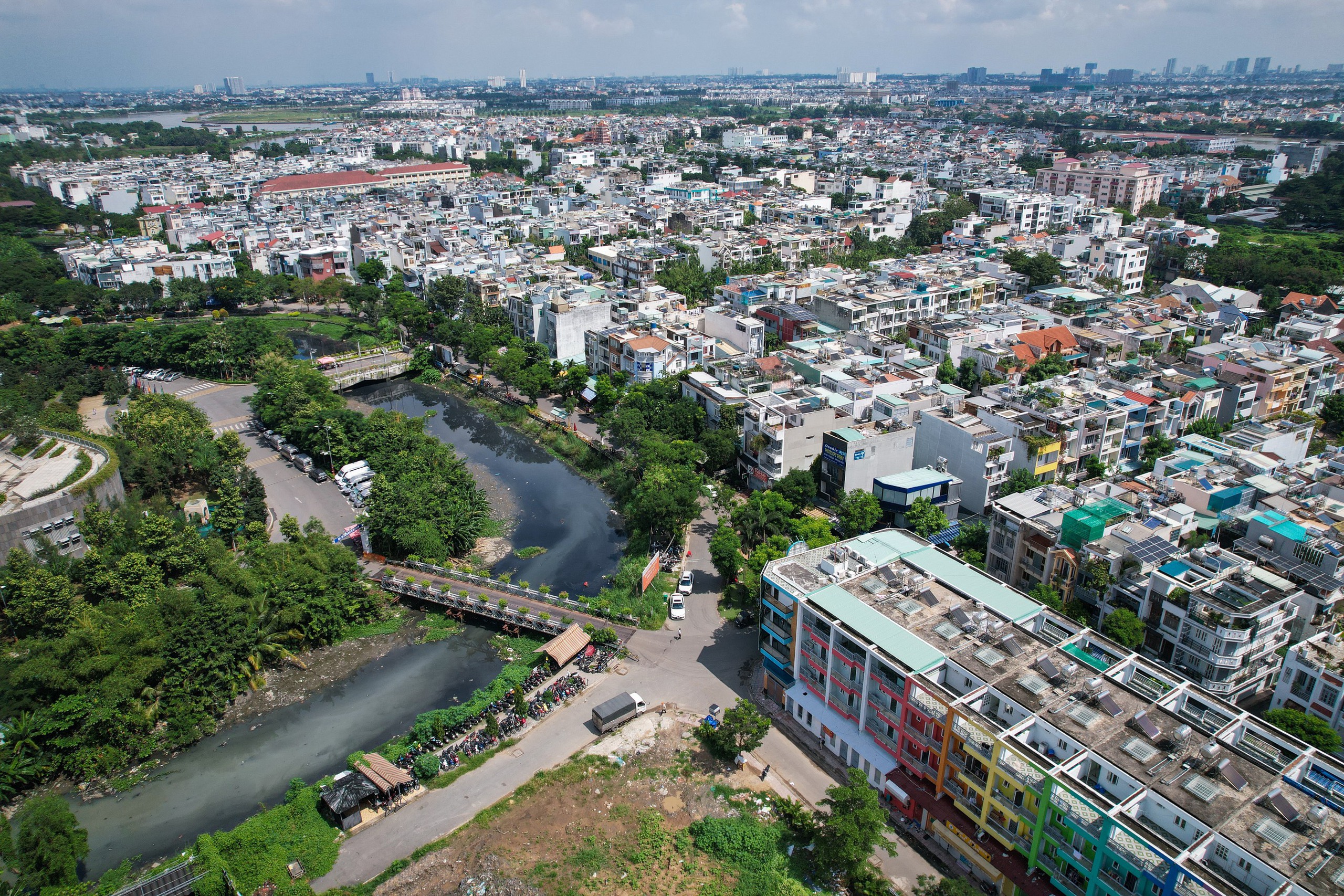 TP.HCM bác yêu cầu bồi thường đất gần 9.000 m2 của Trường đại học Văn Lang- Ảnh 2. TP.HCM bác yêu cầu bồi thường đất gần 9.000 m2 của Trường đại học Văn Lang- Ảnh 2.