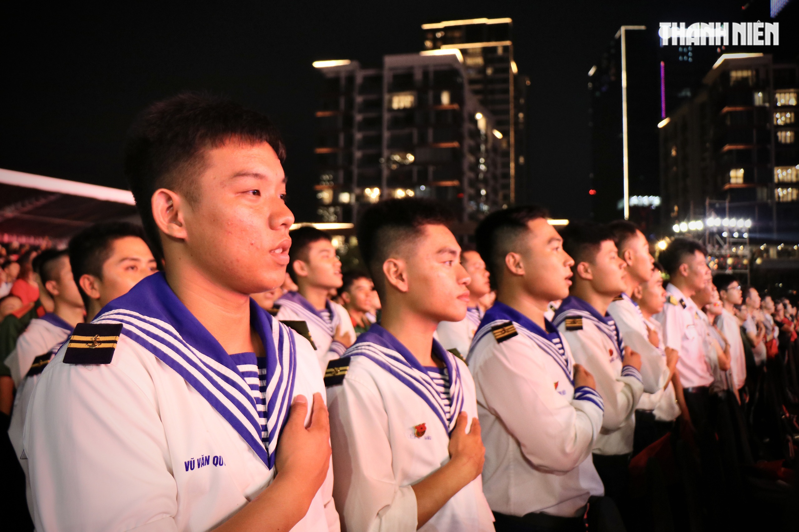 Tổng Bí thư Tô Lâm dự cầu truyền hình chính luận nghệ thuật Dưới cờ vinh quang- Ảnh 6. Tổng Bí thư Tô Lâm dự cầu truyền hình chính luận nghệ thuật Dưới cờ vinh quang- Ảnh 6.
