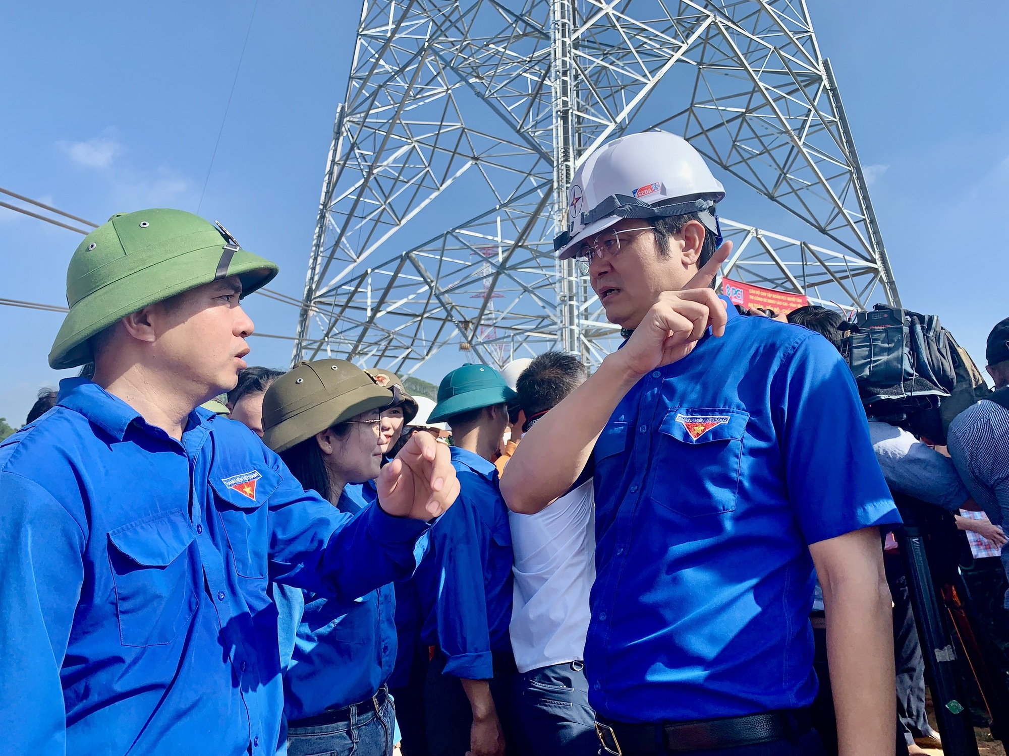 Thủ tướng 'chốt' ngày đưa đường dây 500 kV Lào Cai - Vĩnh Yên về đích- Ảnh 3.