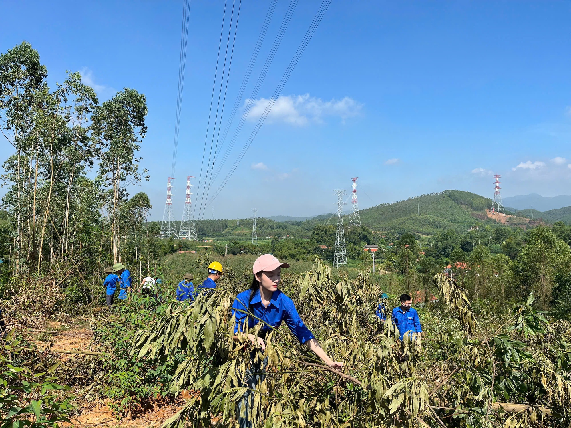 Thủ tướng 'chốt' ngày đưa đường dây 500 kV Lào Cai - Vĩnh Yên về đích- Ảnh 6.