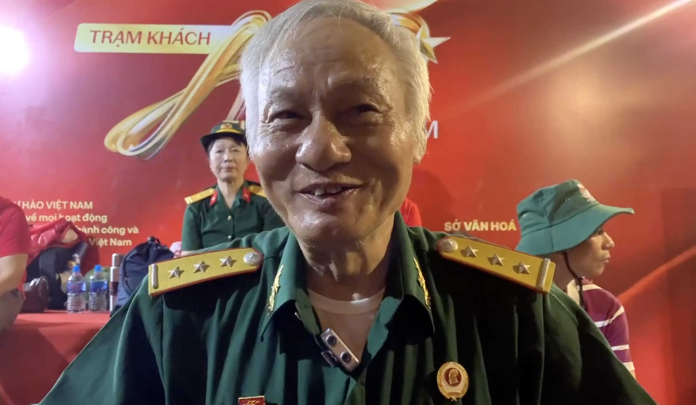 Cựu chiến binh tại chiến trường Campuchia xúc động khi đất nước 'hơn xưa hàng chục lần' - Ảnh 1.