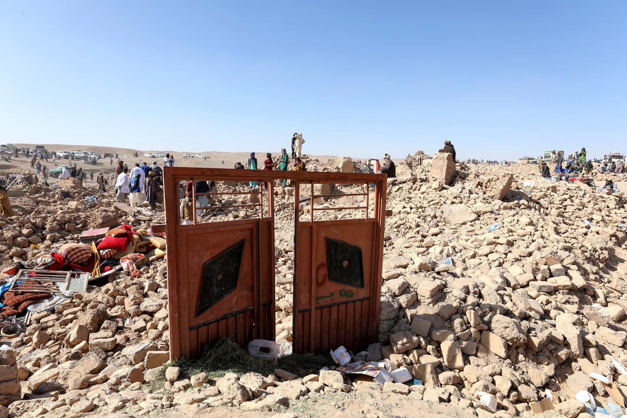Động đất mạnh ở Afghanistan, hàng trăm người có thể đã thiệt mạng- Ảnh 1.