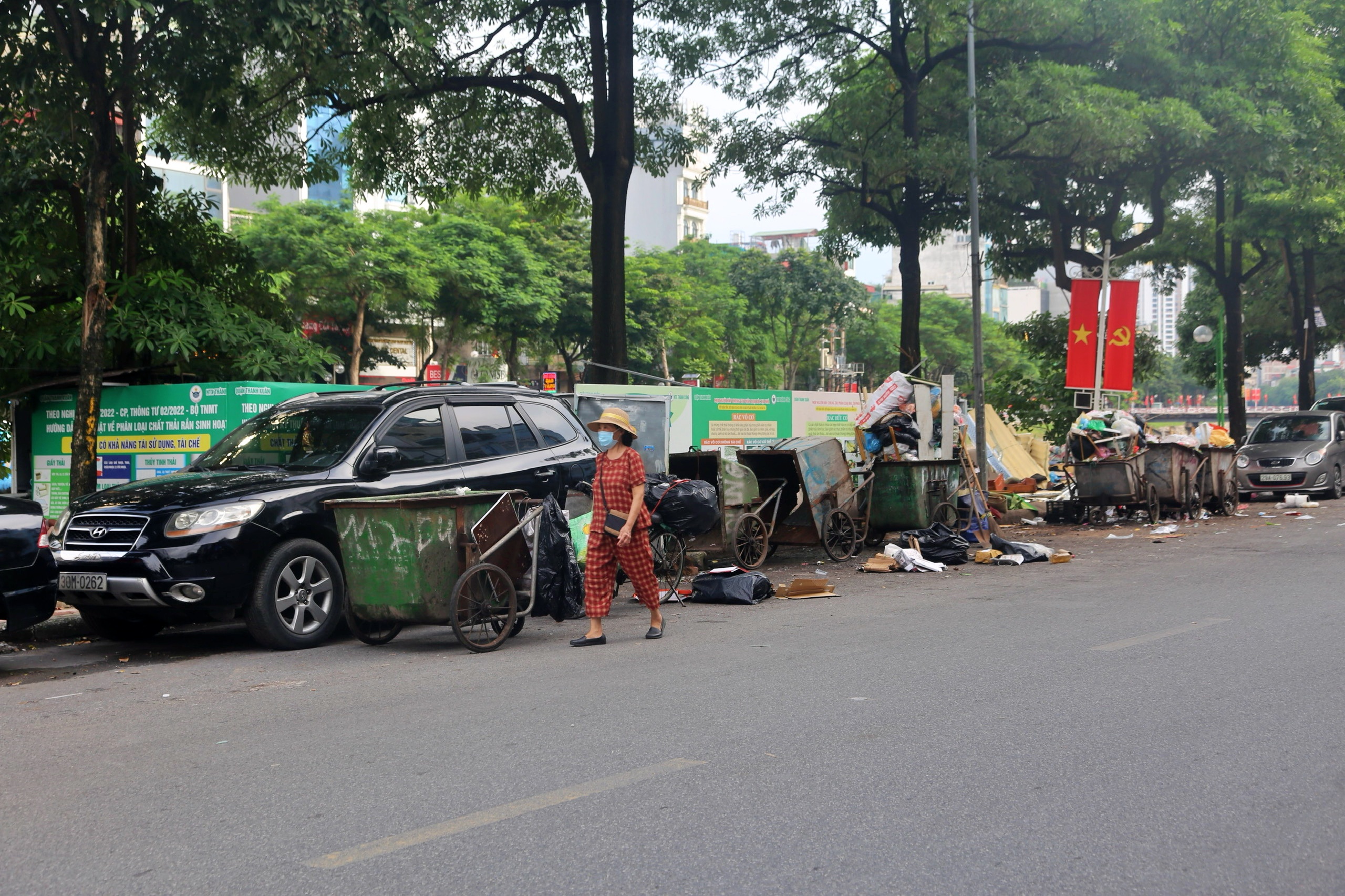 Hiện trạng sông Tô Lịch trước thời điểm Hà Nội quyết 'hồi sinh' - Ảnh 11.