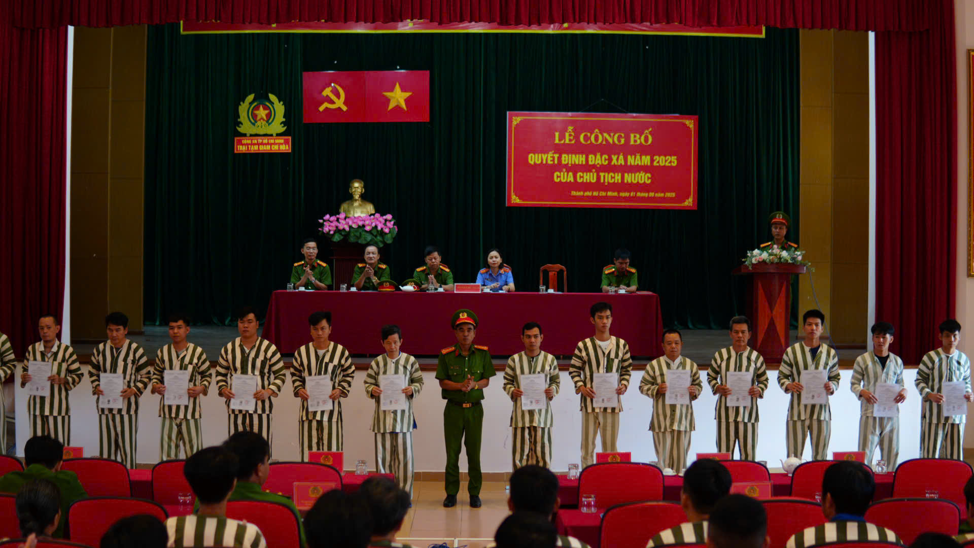 Phạm nhân được đặc xá ở TP.HCM dịp Quốc khánh: 'Sẽ cố gắng trở thành công dân tốt'- Ảnh 2.