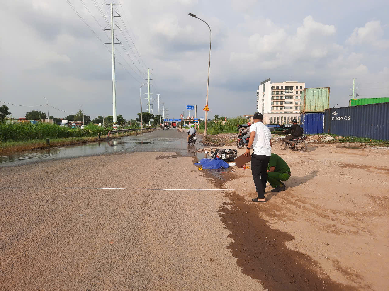 TP.HCM: Nữ giúp việc bị xe ben tông tử vong trên đường về nhà - Ảnh 1.
