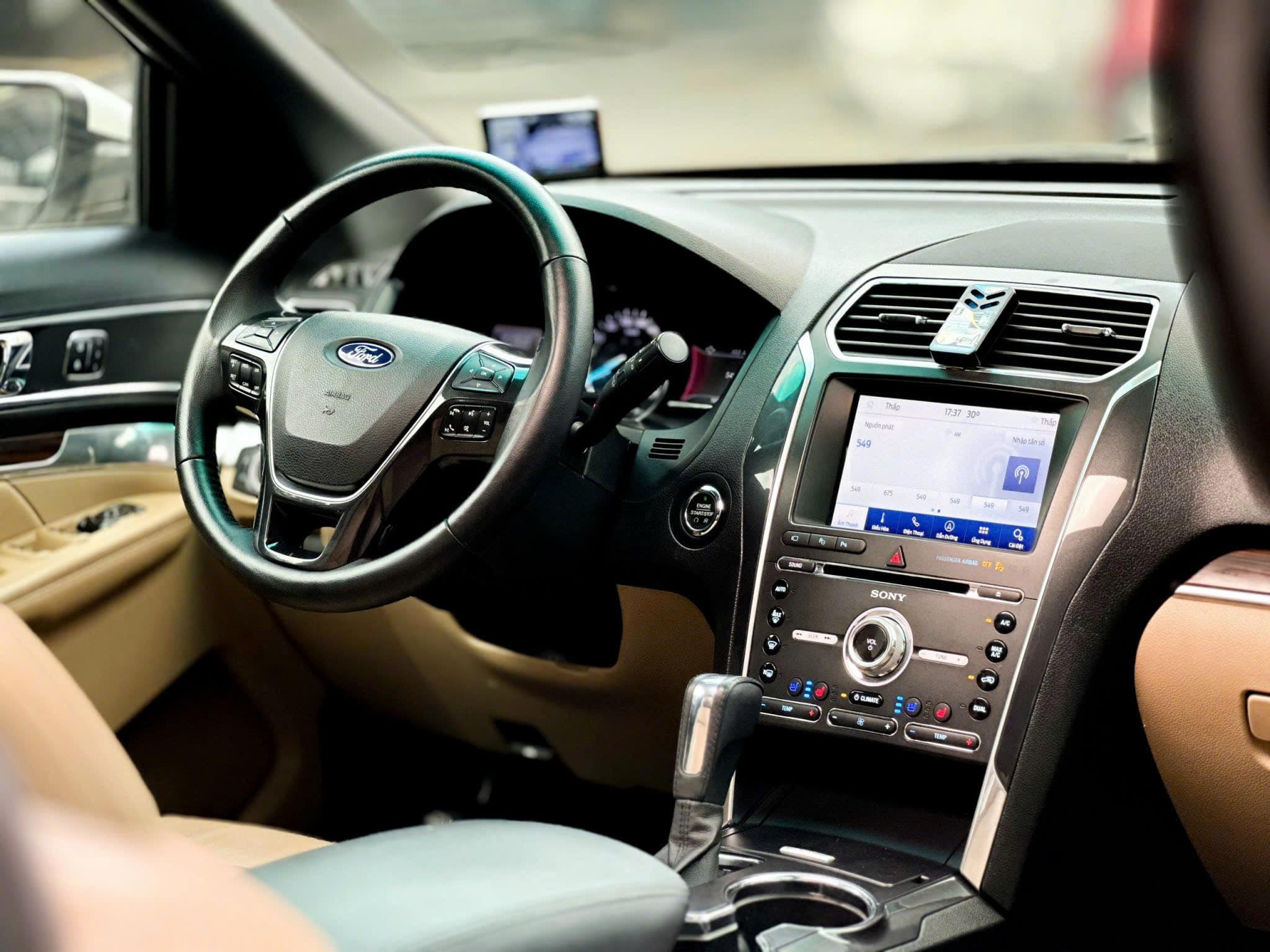 Có nên mua Ford Explorer cũ giá chưa tới 700 triệu đồng? - Ảnh 2.