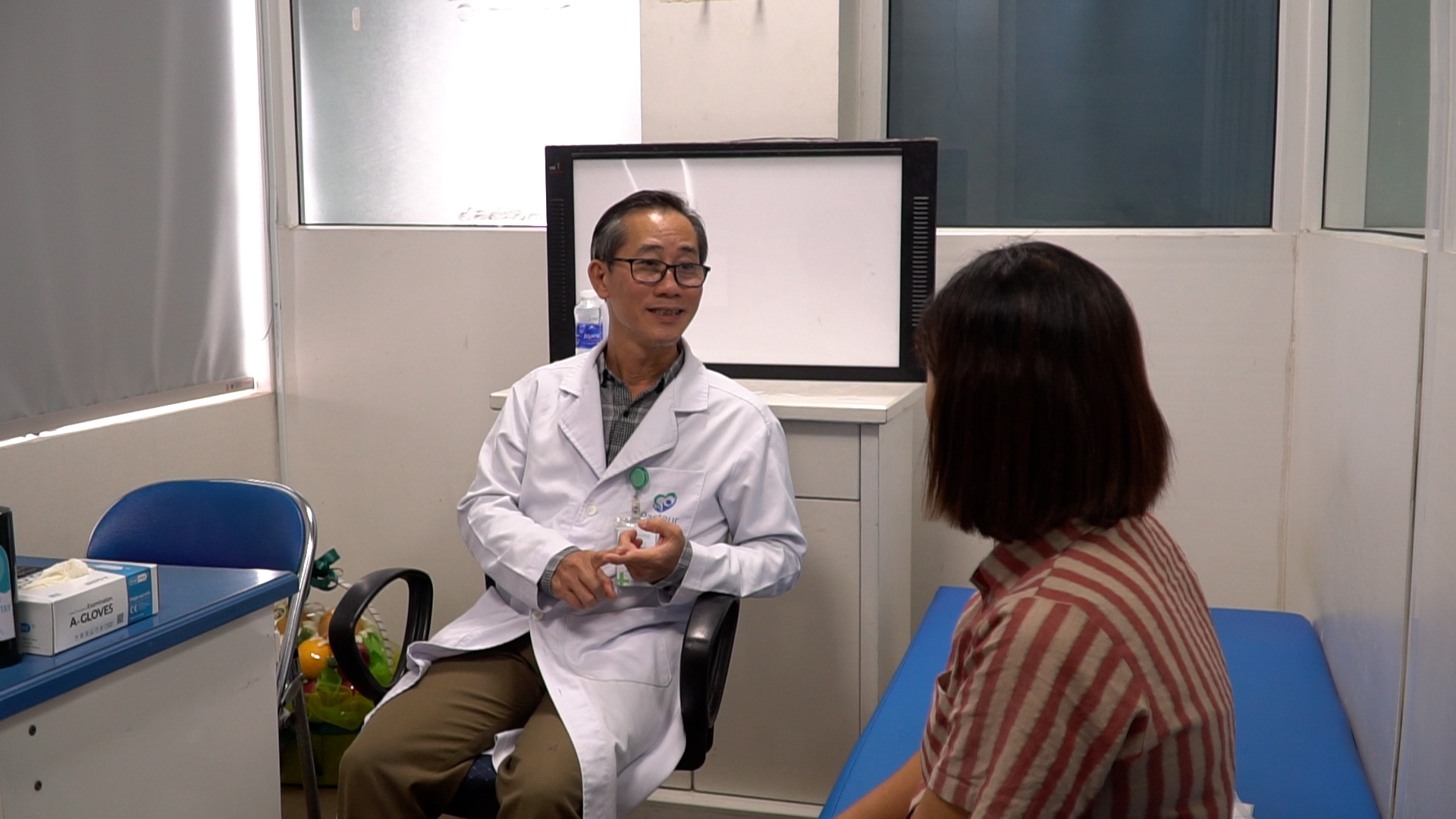 Đừng vội phẫu thuật nếu được chẩn đo&aacute;n u tuyến gi&aacute;p  - Ảnh 1.