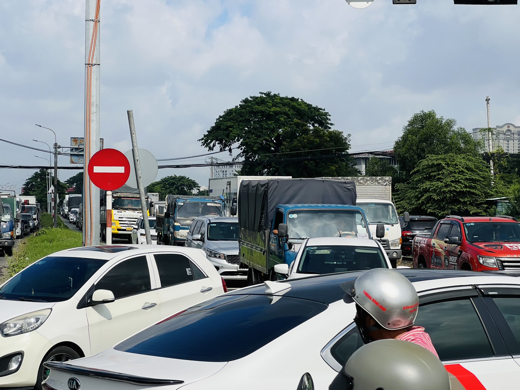 Mở đường thông cầu, khu Nam TP.HCM vẫn kẹt- Ảnh 3.