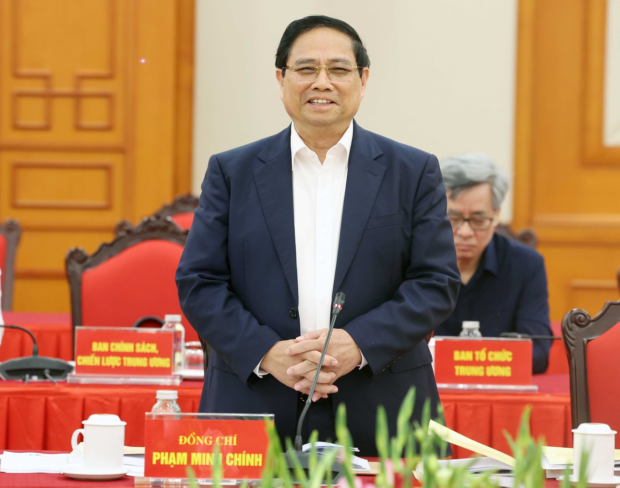 Bộ Chính trị cho ý kiến nhân sự Đảng bộ Chính phủ nhiệm kỳ 2025 - 2030- Ảnh 3. Bộ Chính trị cho ý kiến nhân sự Đảng bộ Chính phủ nhiệm kỳ 2025 - 2030- Ảnh 3.