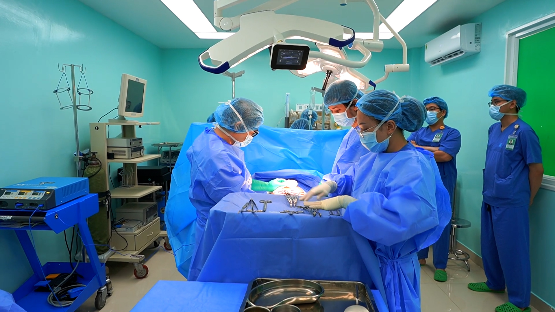 Cực hiếm: Cứu sống thai nhi với khối u nhau thai khổng lồ - Ảnh 1.