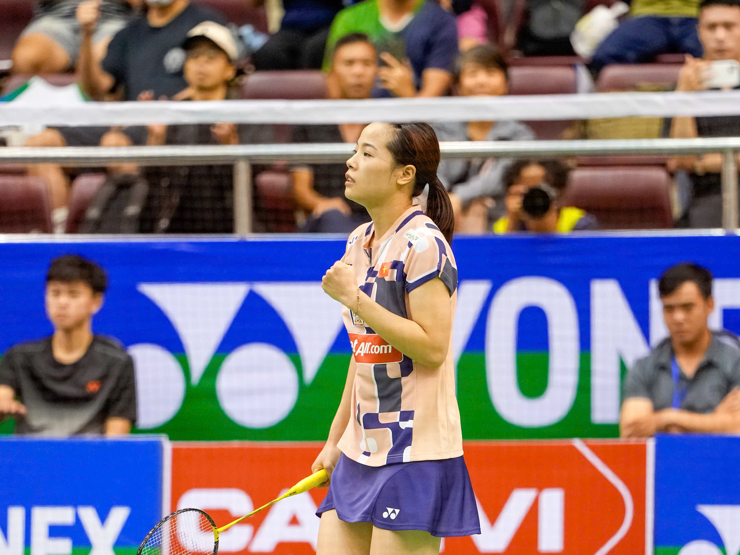 Nguyen Thuy Linh made a spectacular comeback, defeating SEA Games 30 champion Kisona Selvaduray - Photo 3. Nguyễn Thùy Linh ngược dòng ngoạn mục, đánh bại nhà vô địch SEA Games 30 Kisona Selvaduray - Ảnh 3.