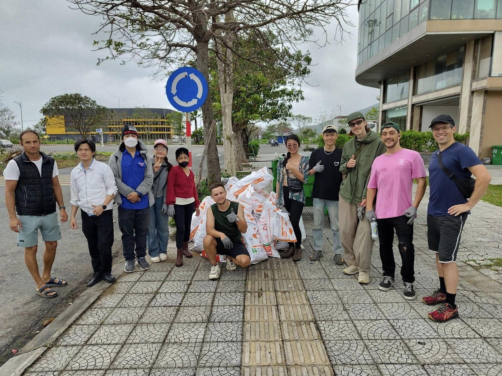 ‘Tôi nhặt rác để sống có ý nghĩa hơn’ - Ảnh 1.