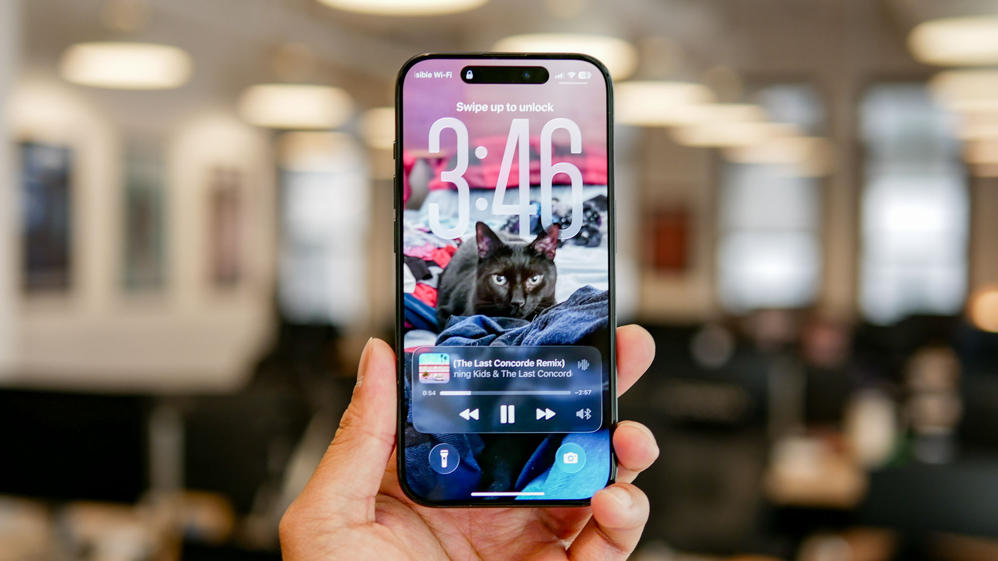 Những thiết lập cần thực hiện với Liquid Glass sau khi lên iOS 26 - Ảnh 1.