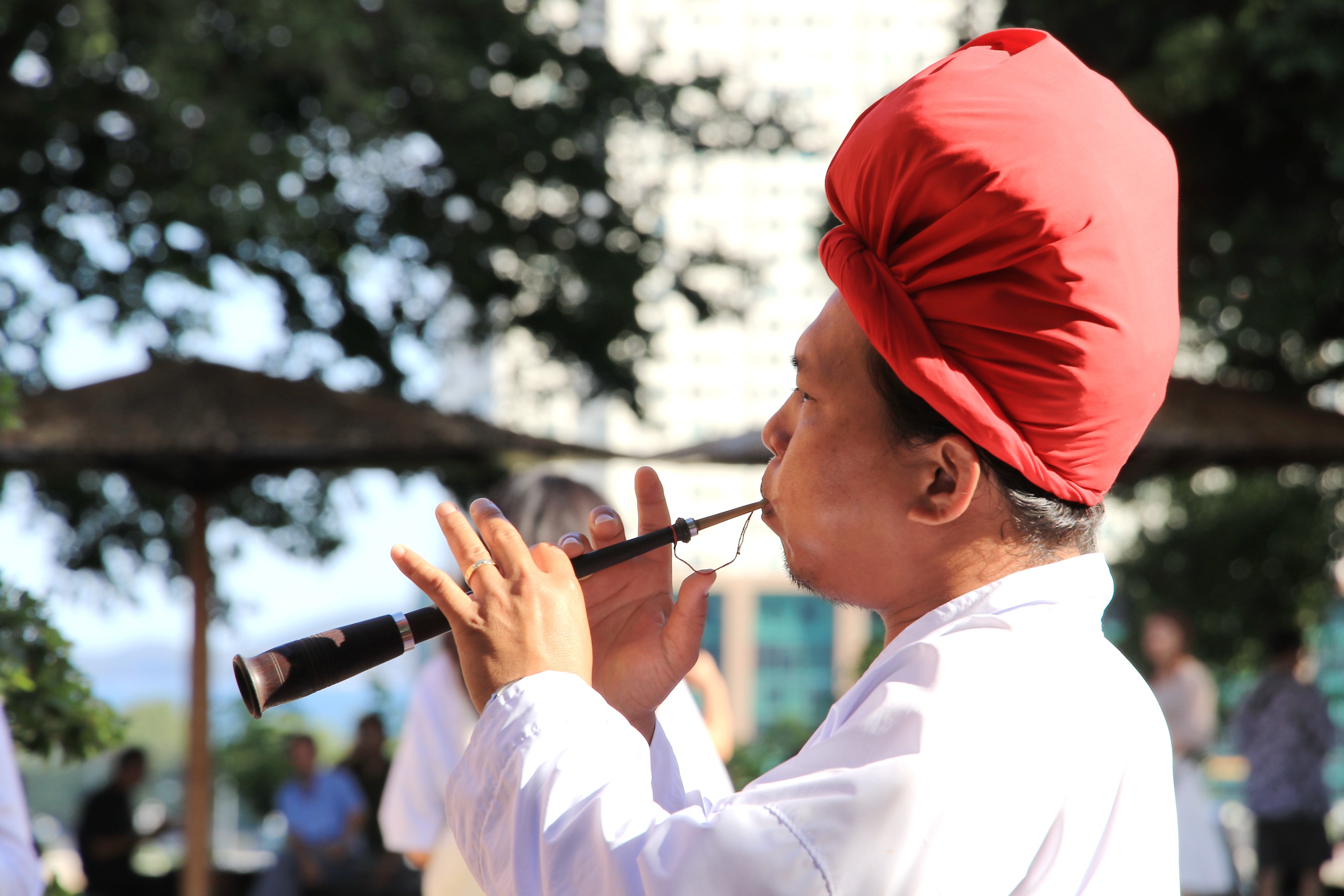 Tiếng kèn Saranai nơi tháp nắng - Ảnh 1.