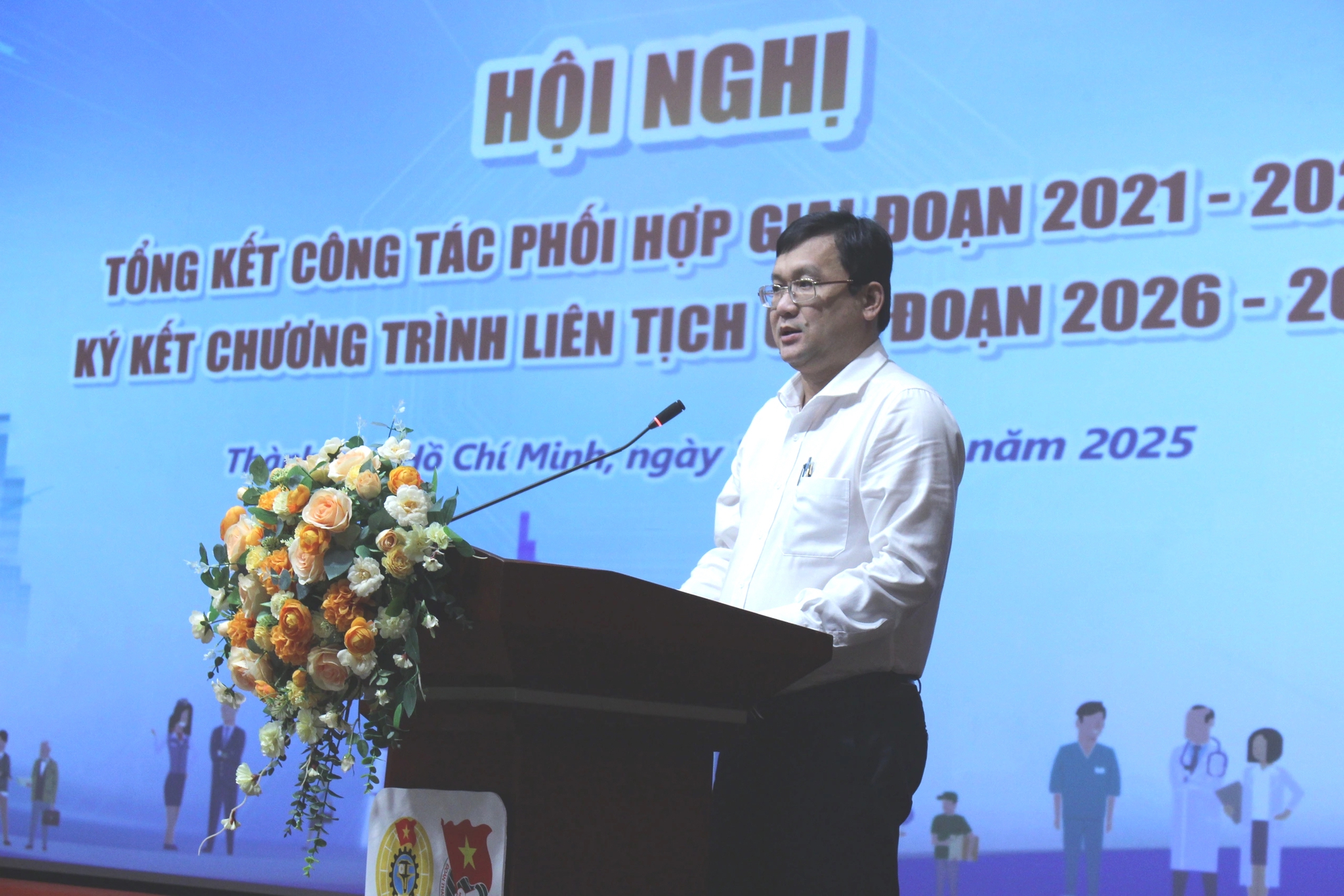 TP.HCM chi hàng ngàn tỉ đồng chăm lo đời sống thanh niên, công nhân- Ảnh 1.