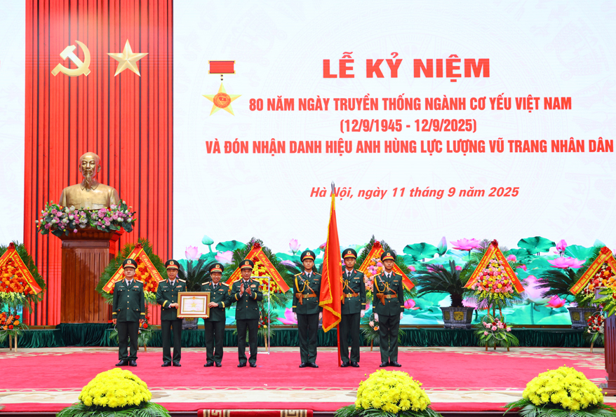 Đại tướng Phan Văn Giang: Duy trì hệ thống mật mã quốc gia bí mật, ổn định - Ảnh 1.