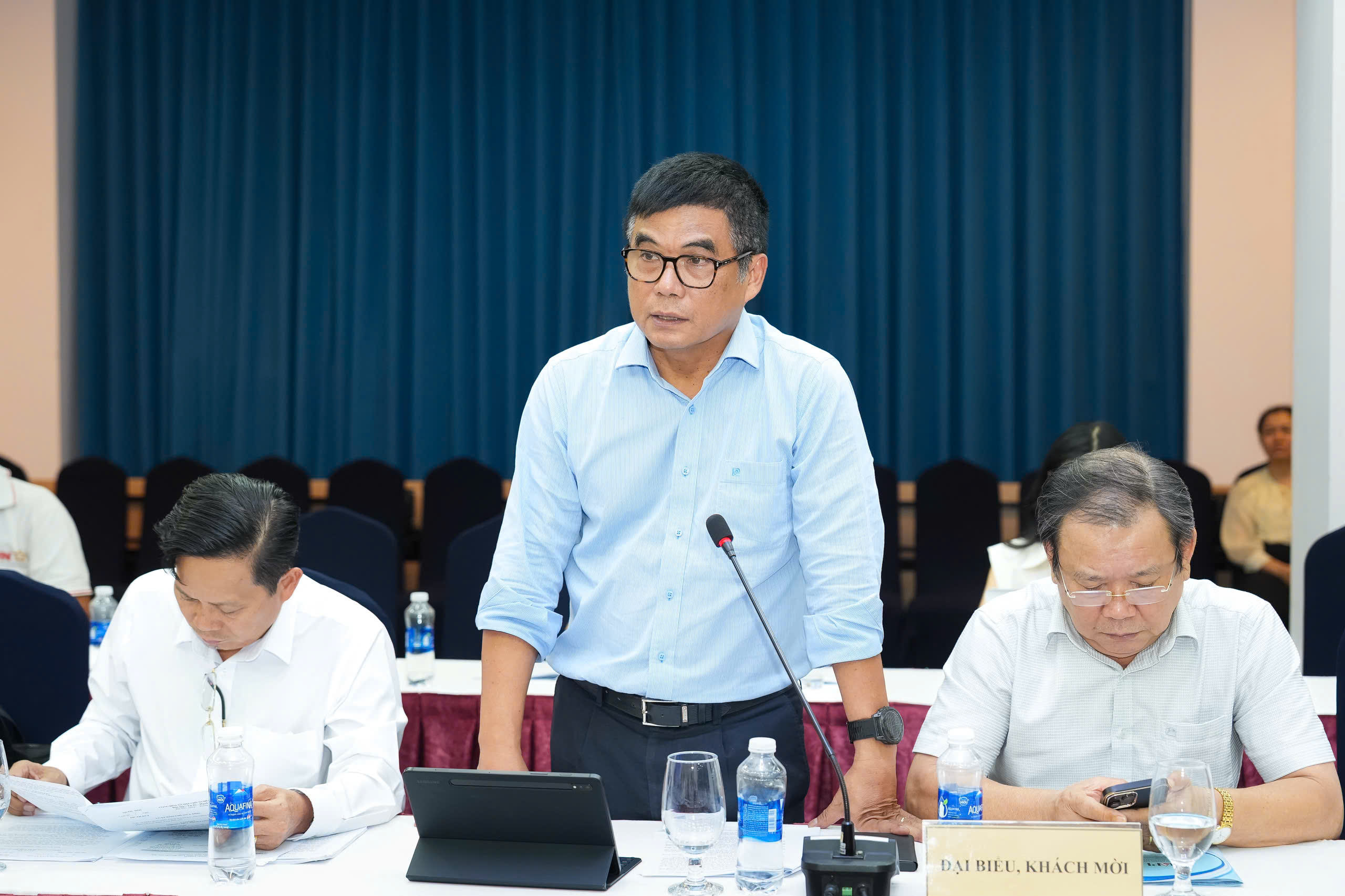 Tọa đàm tham vấn chuyên gia về luật Báo chí sửa đổi- Ảnh 3.