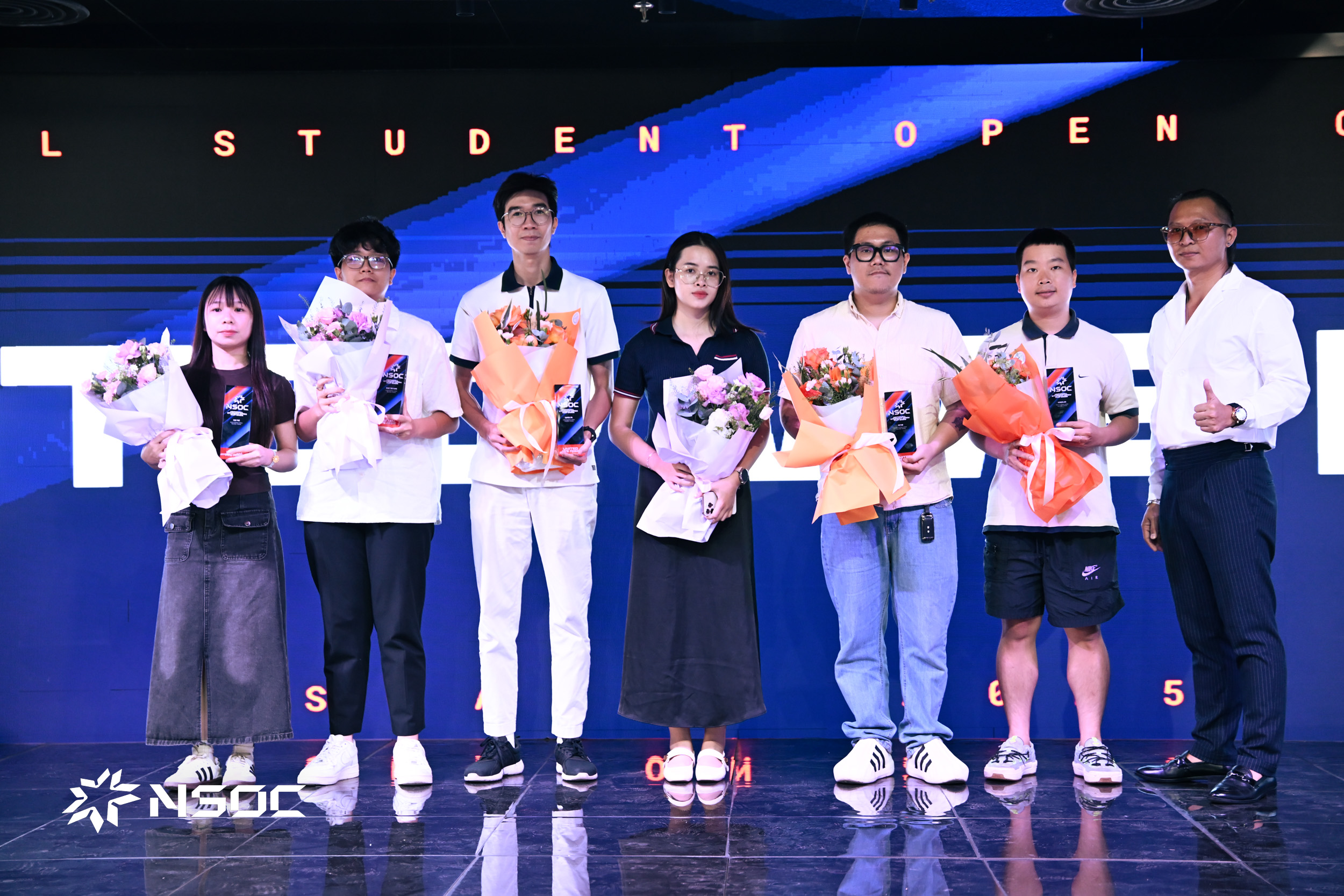 Lansering av e-sportsturnering for vietnamesiske studenter, premie på 2 milliarder VND - Bilde 3. Khởi tranh giải eSports cho sinh viên Việt Nam, giải thưởng 2 tỉ đồng- Ảnh 3.