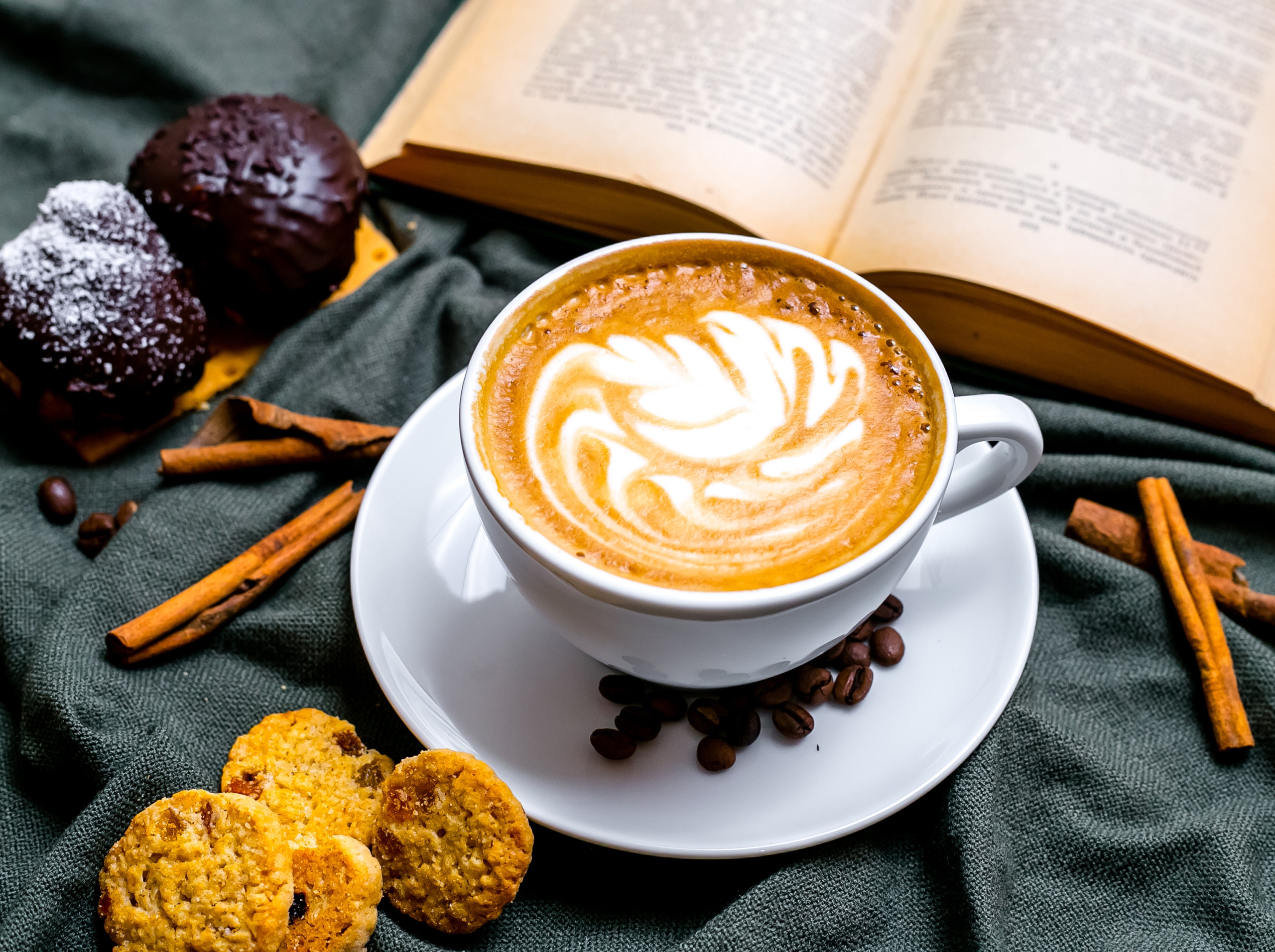 Uống cà phê khi chưa ăn gì buổi sáng, l…