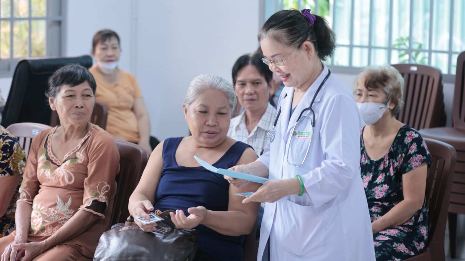 Viện chủ Tu viện Tường Vân: Gieo thiện lành vì 'nỗi khổ niềm đau vốn nhiều'- Ảnh 3.
