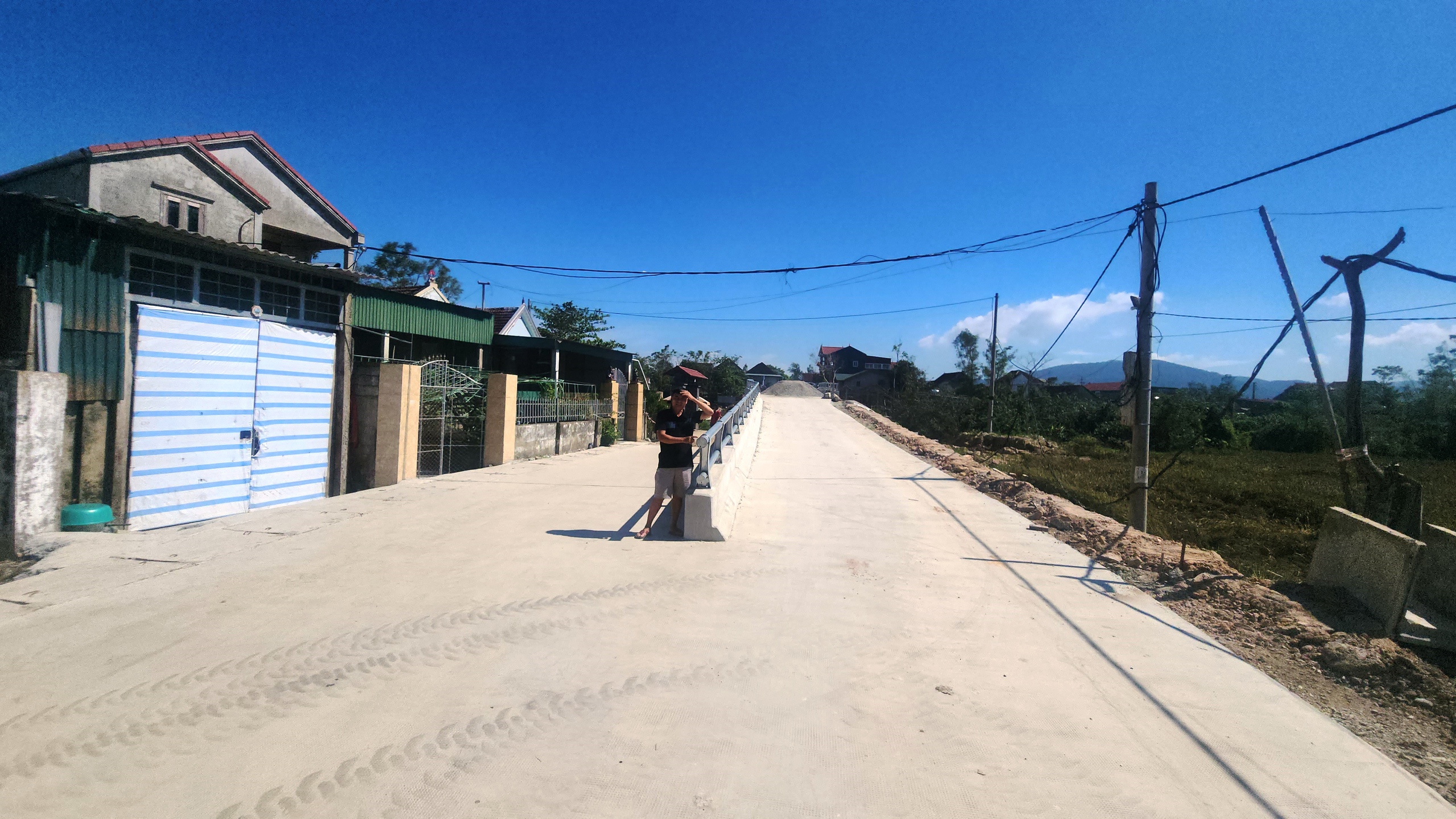 Dân hoang mang vì cầu Bải Thẹn thiết kế lạ tại Hà Tĩnh tiềm ẩn nguy cơ mất an toàn - Ảnh 3. Dân hoang mang vì cầu Bải Thẹn thiết kế lạ tại Hà Tĩnh tiềm ẩn nguy cơ mất an toàn - Ảnh 3.
