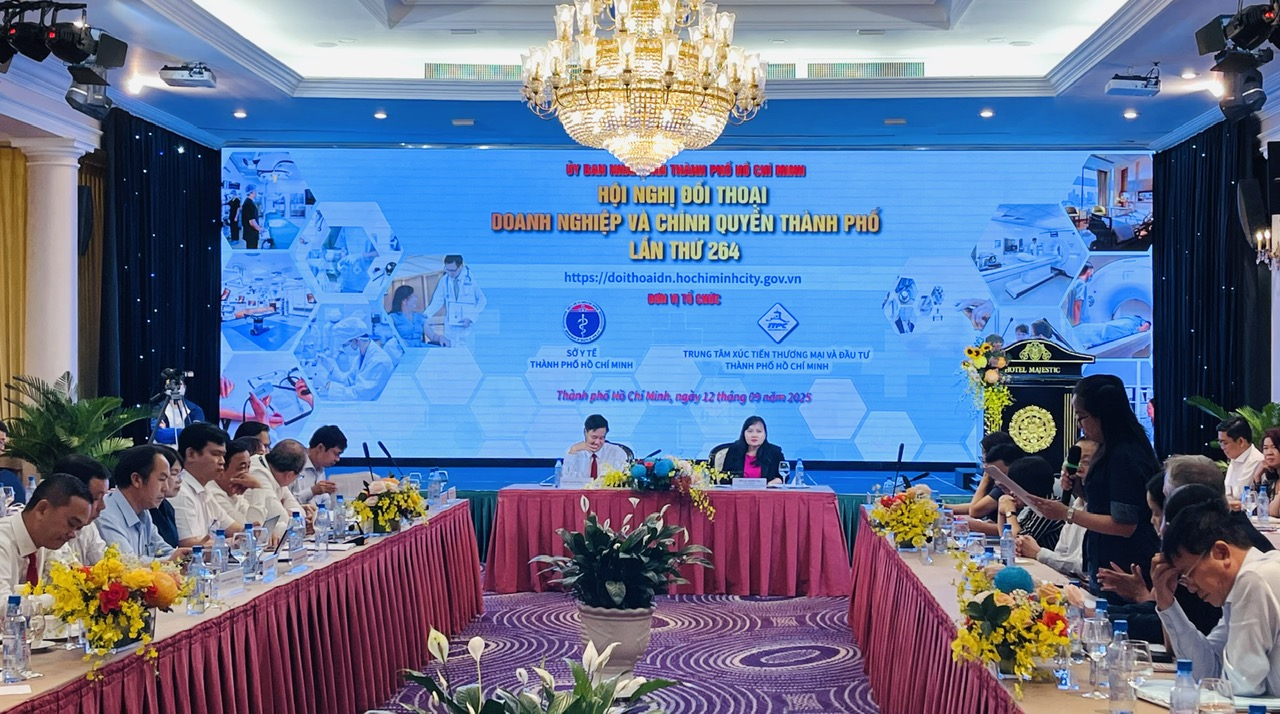 Bóc trần chiêu trò gian lận trong ngành mỹ phẩm tại TP.HCM - Ảnh 1.